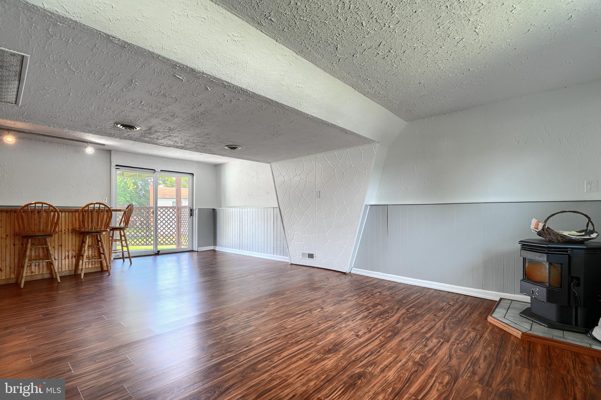 NOTTINGHAM WOODS - Residential