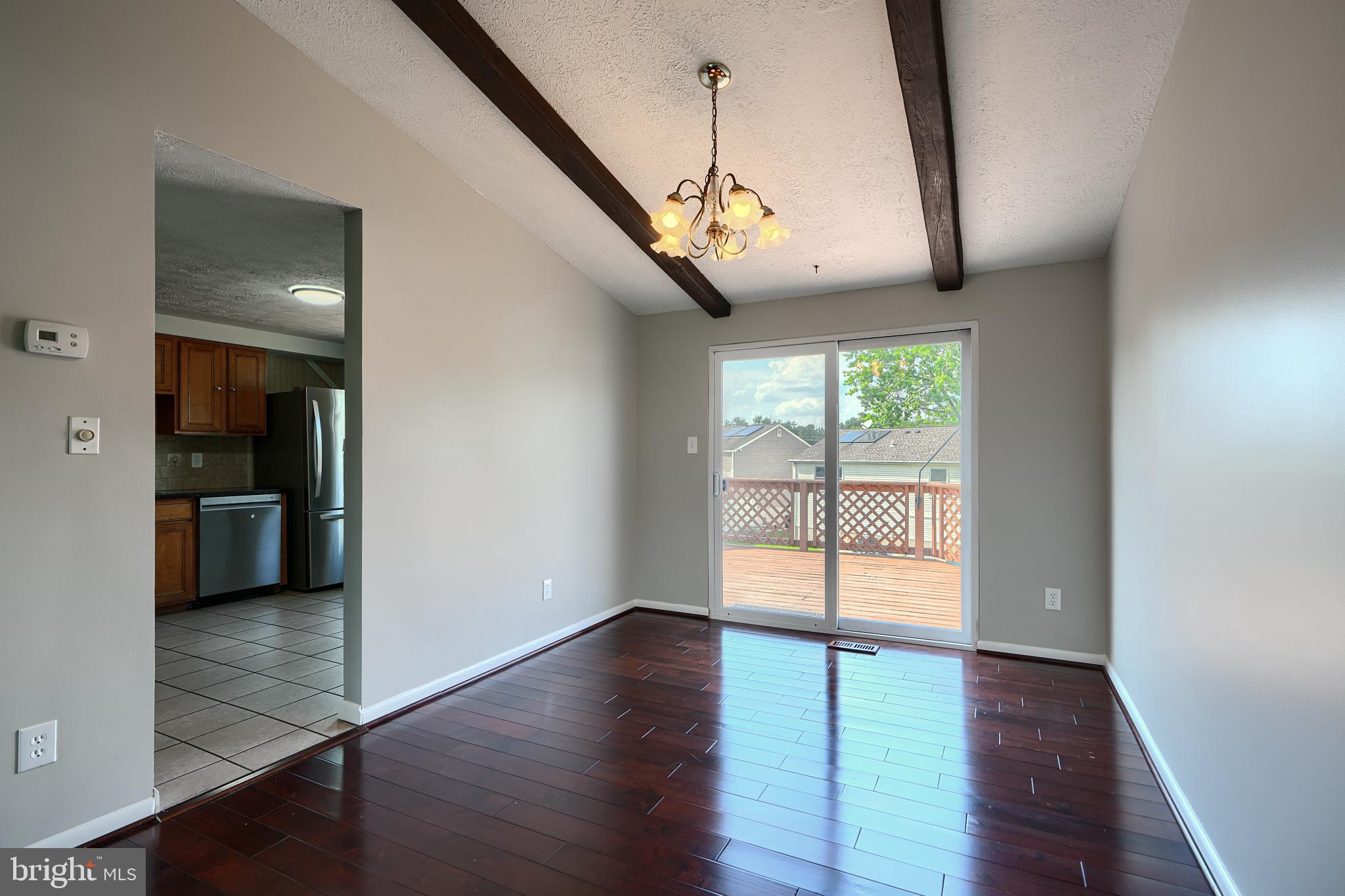 NOTTINGHAM WOODS - Residential