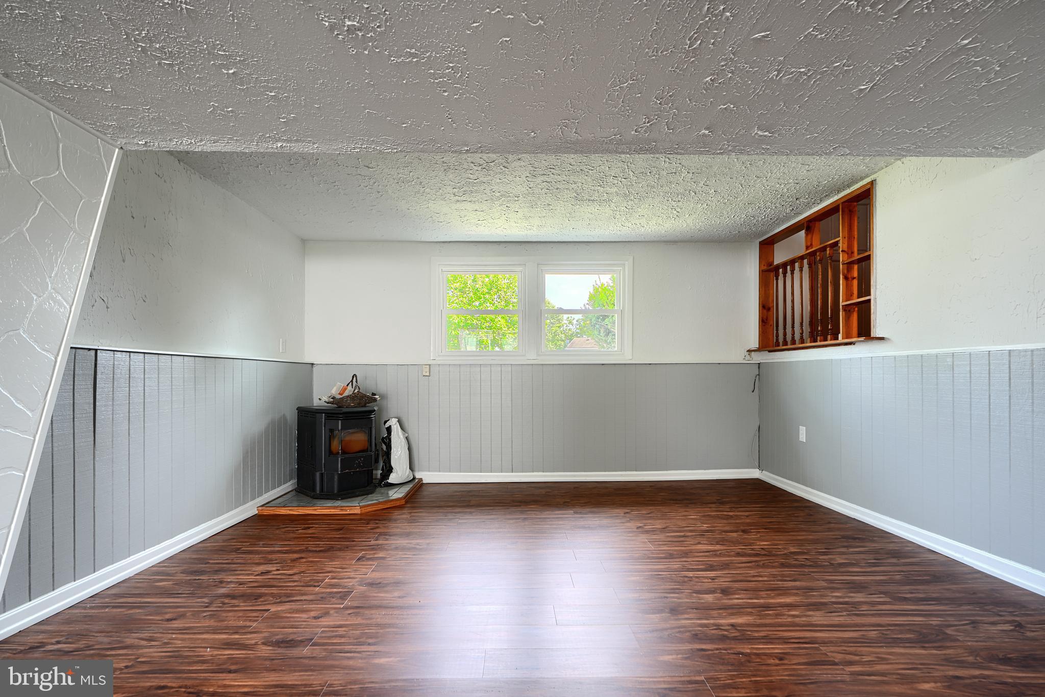 NOTTINGHAM WOODS - Residential