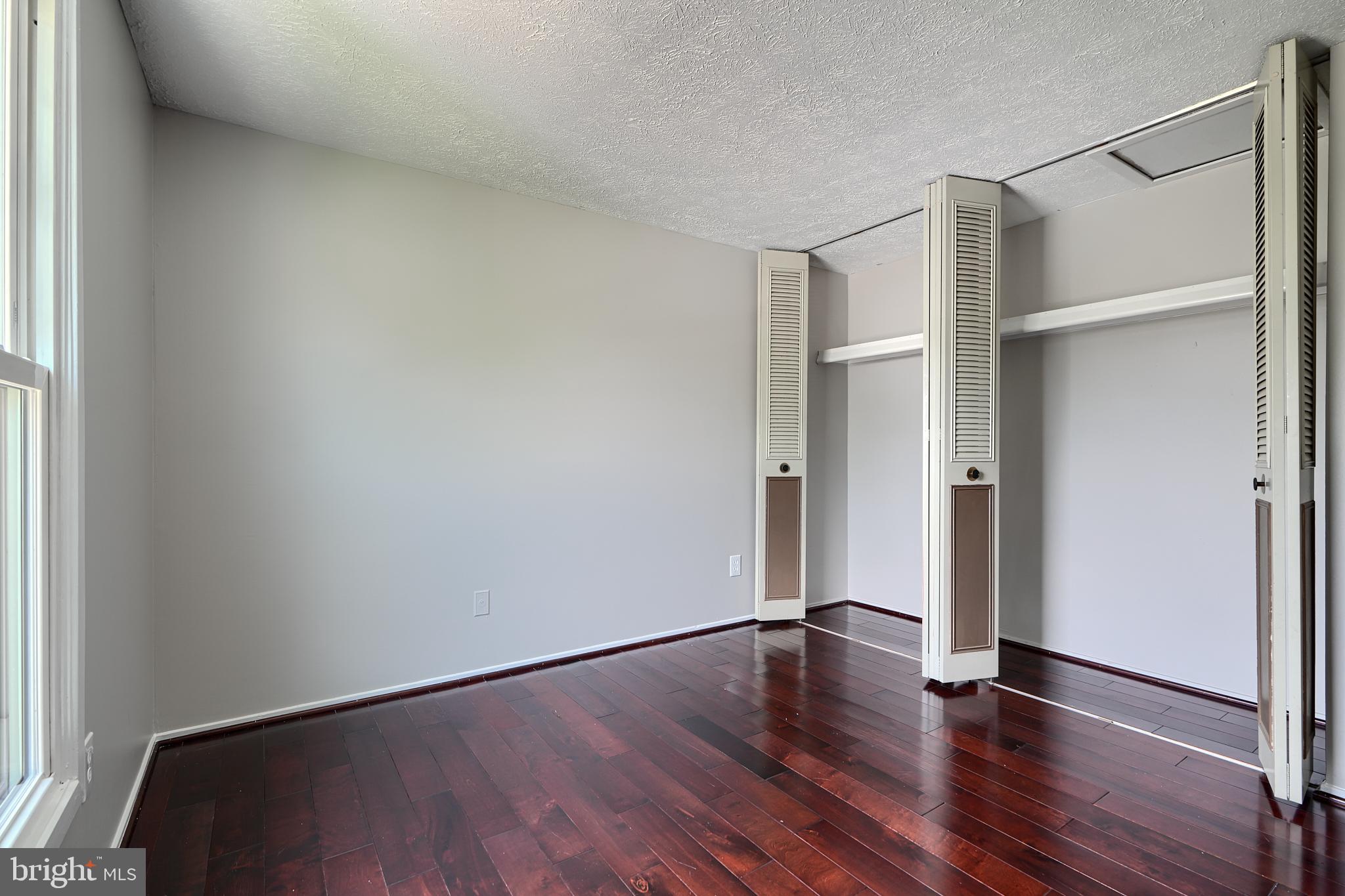 NOTTINGHAM WOODS - Residential