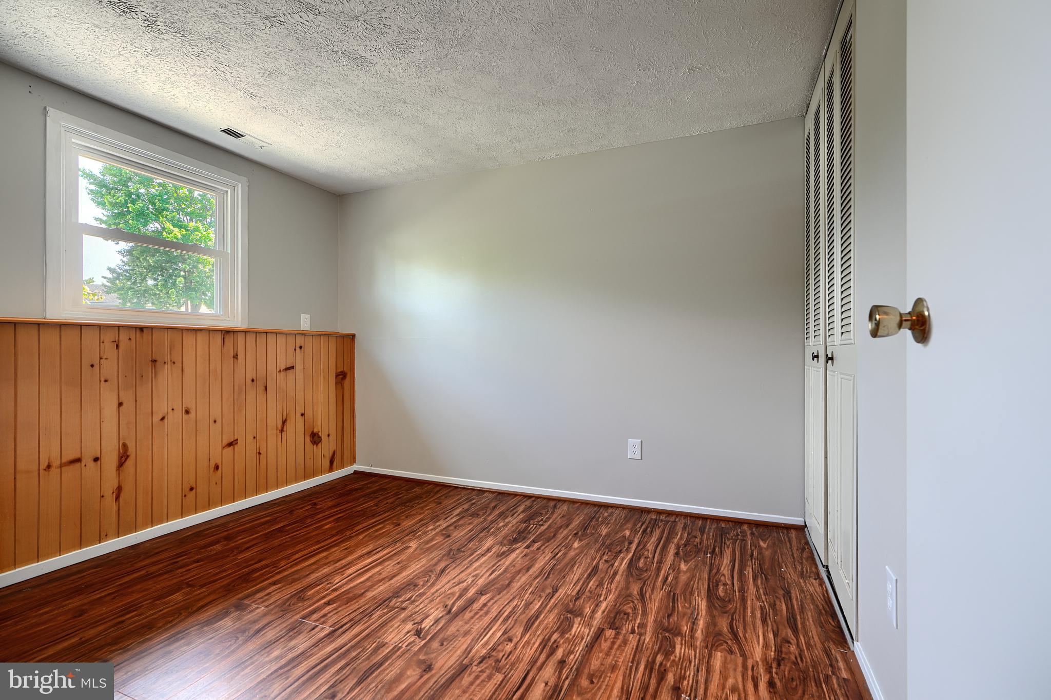 NOTTINGHAM WOODS - Residential