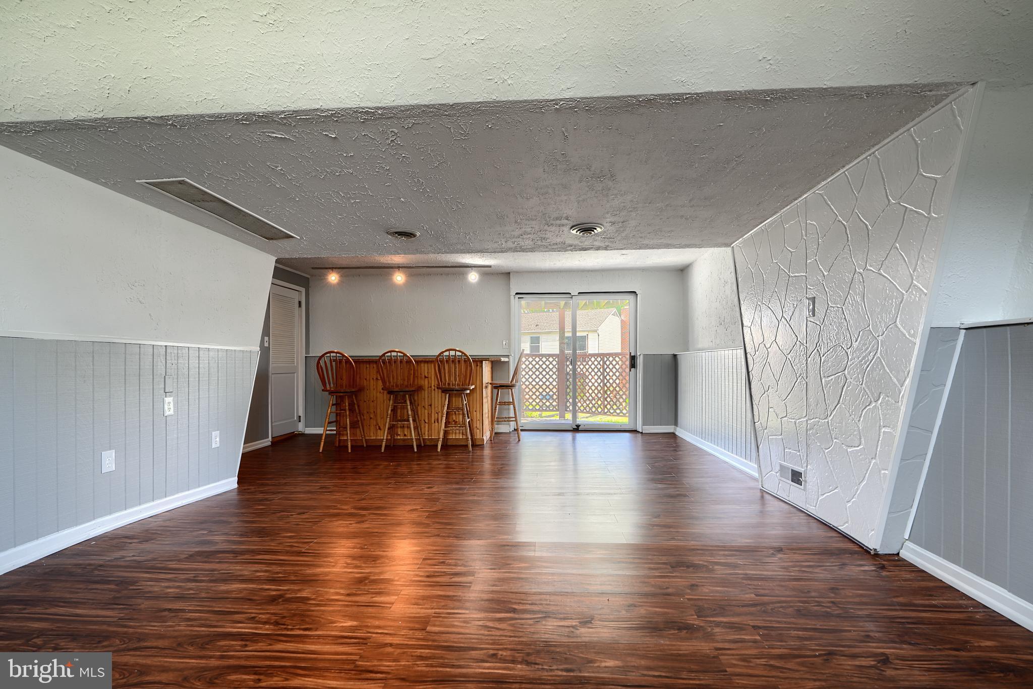 NOTTINGHAM WOODS - Residential