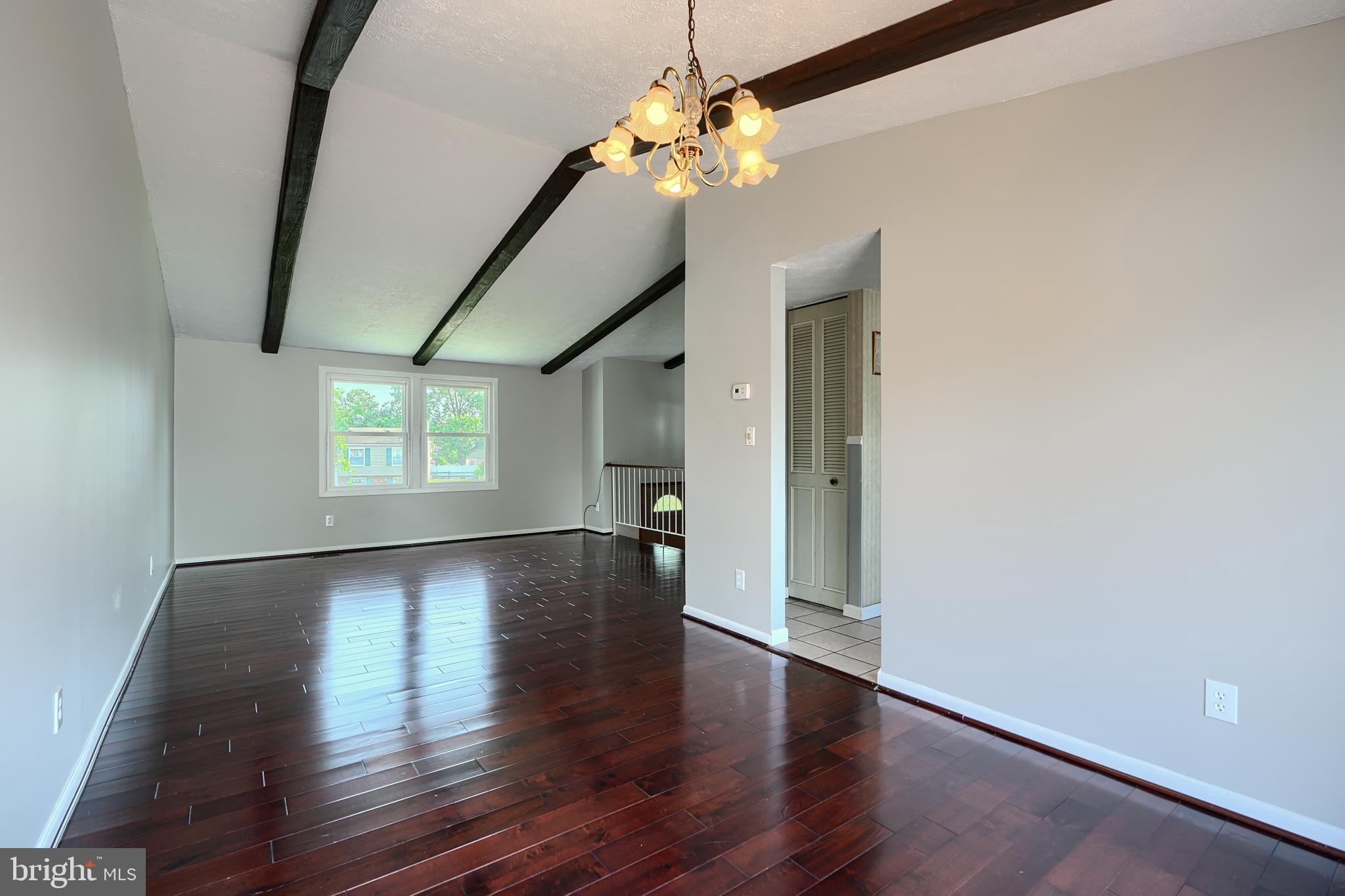 NOTTINGHAM WOODS - Residential