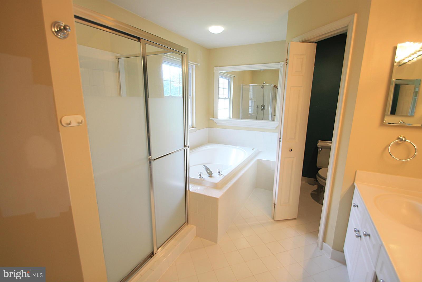 HIGHGROVE ESTATES - Residential