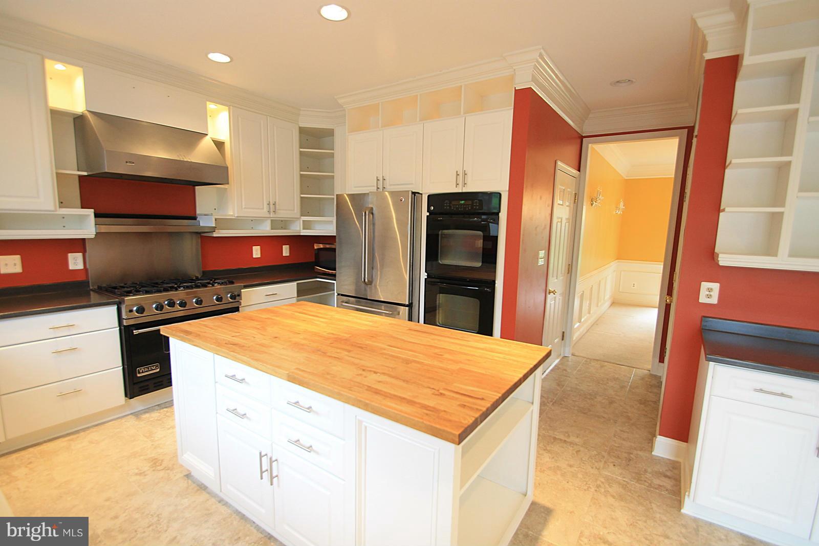 HIGHGROVE ESTATES - Residential