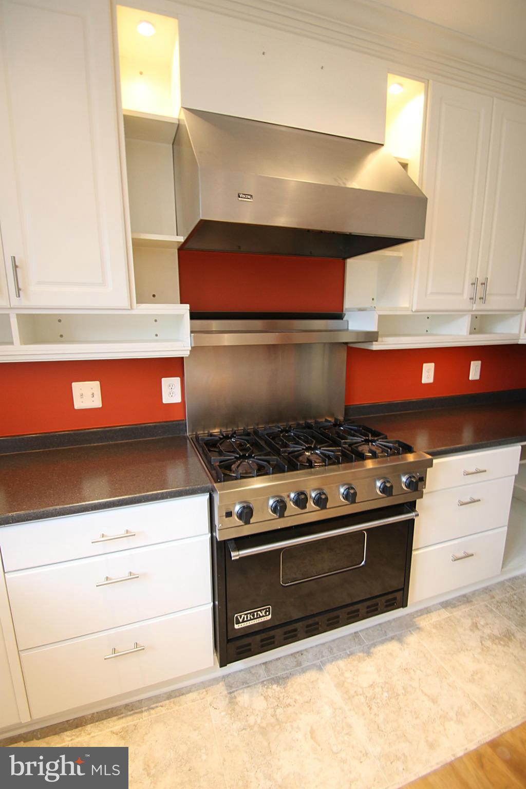 HIGHGROVE ESTATES - Residential