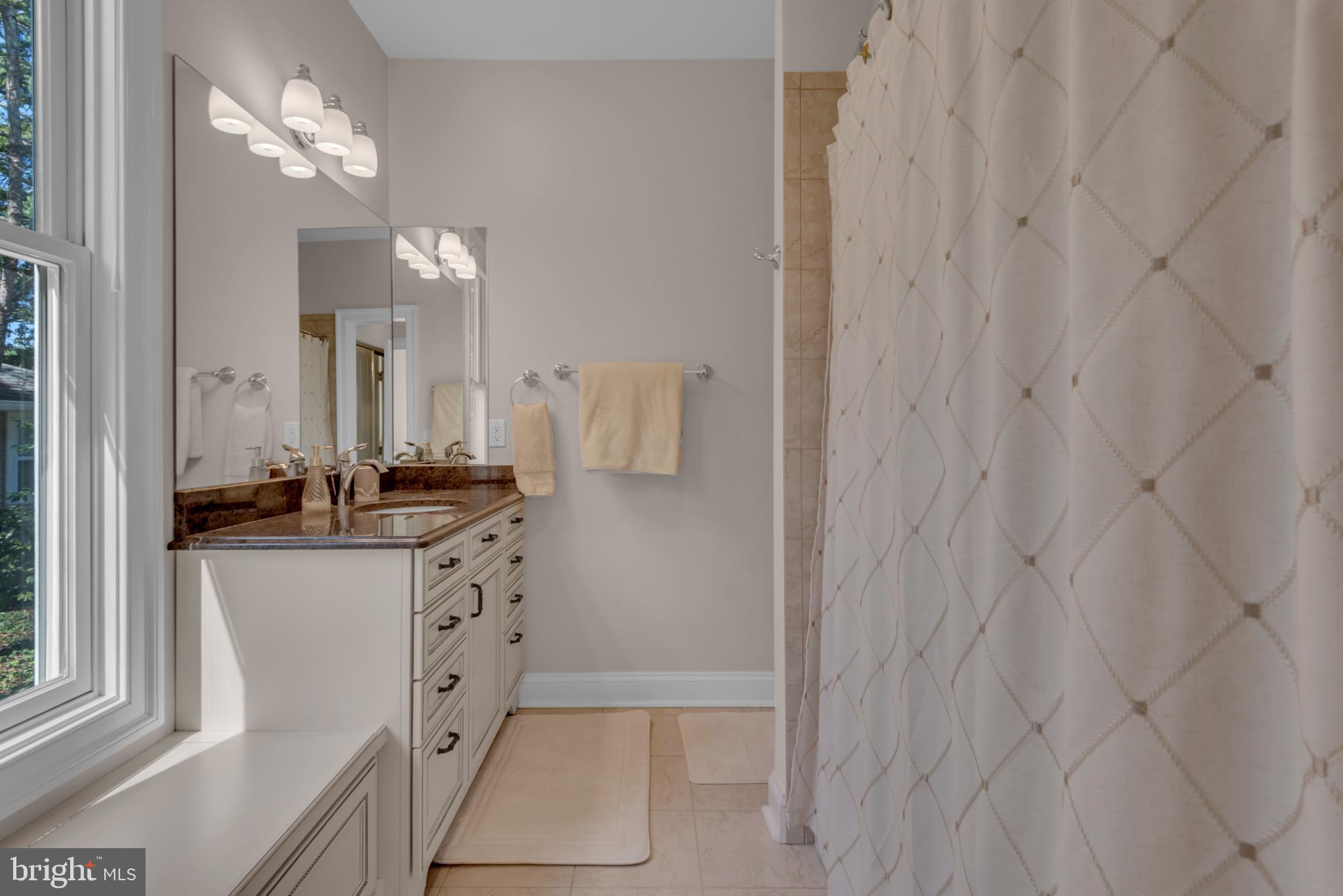 ADMIRAL HEIGHTS - Residential