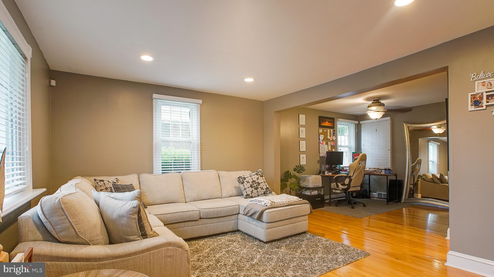 SOMERTON - Residential