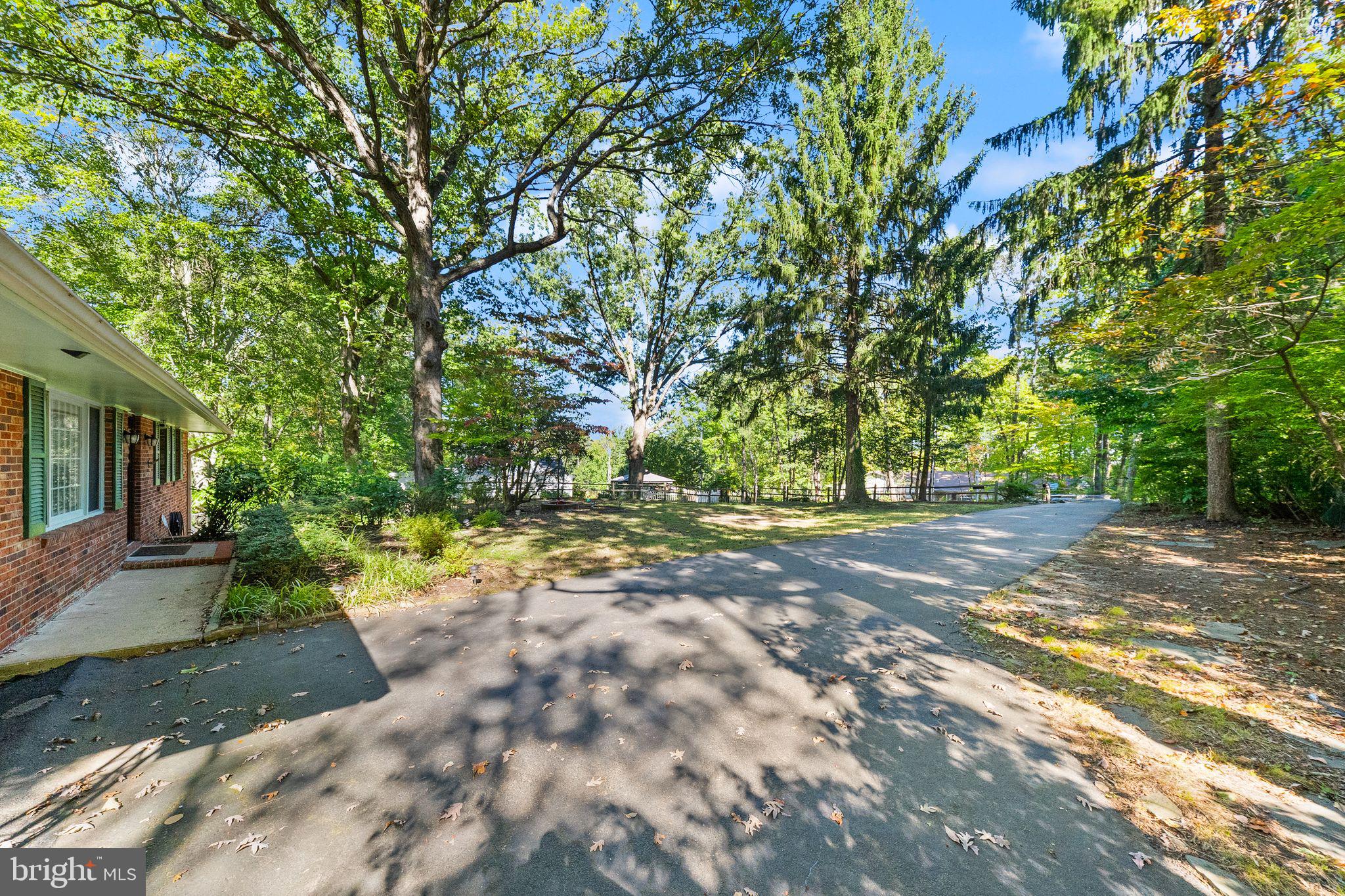 18355 SHARON ROAD
