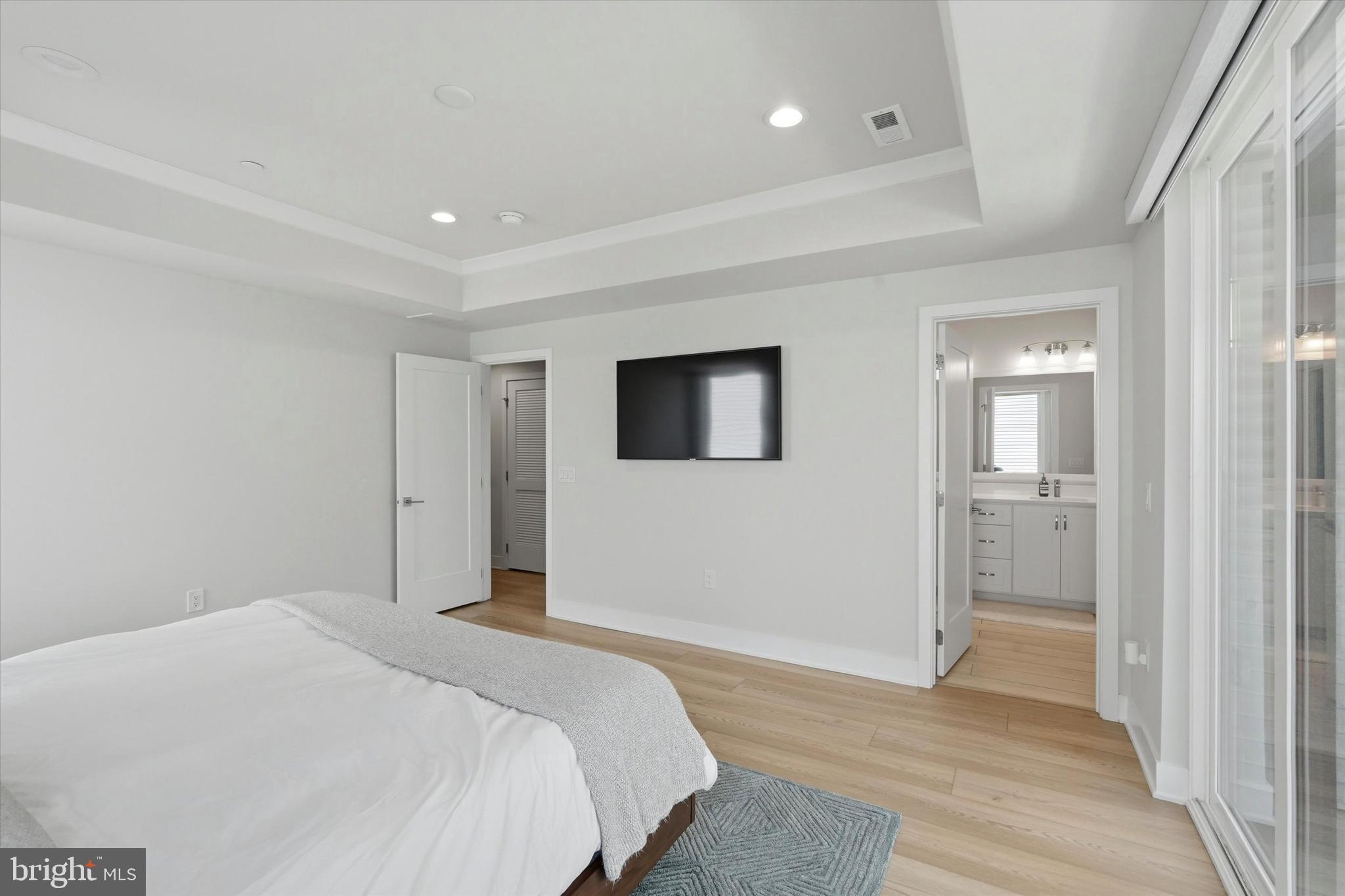 PHILADELPHIA - Residential