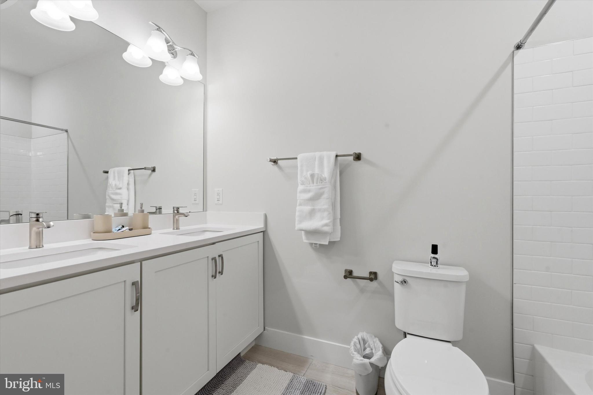 PHILADELPHIA - Residential