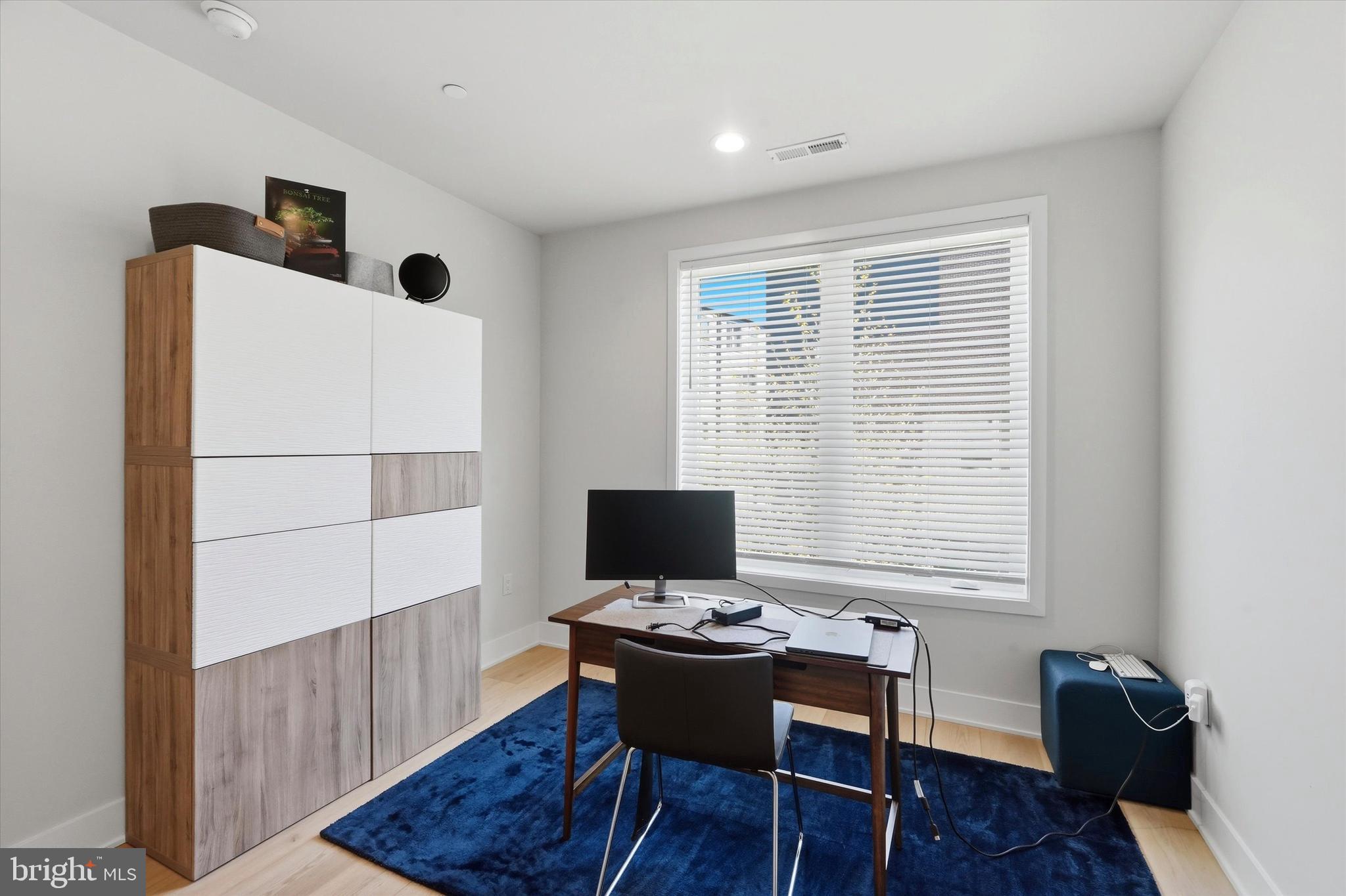 PHILADELPHIA - Residential