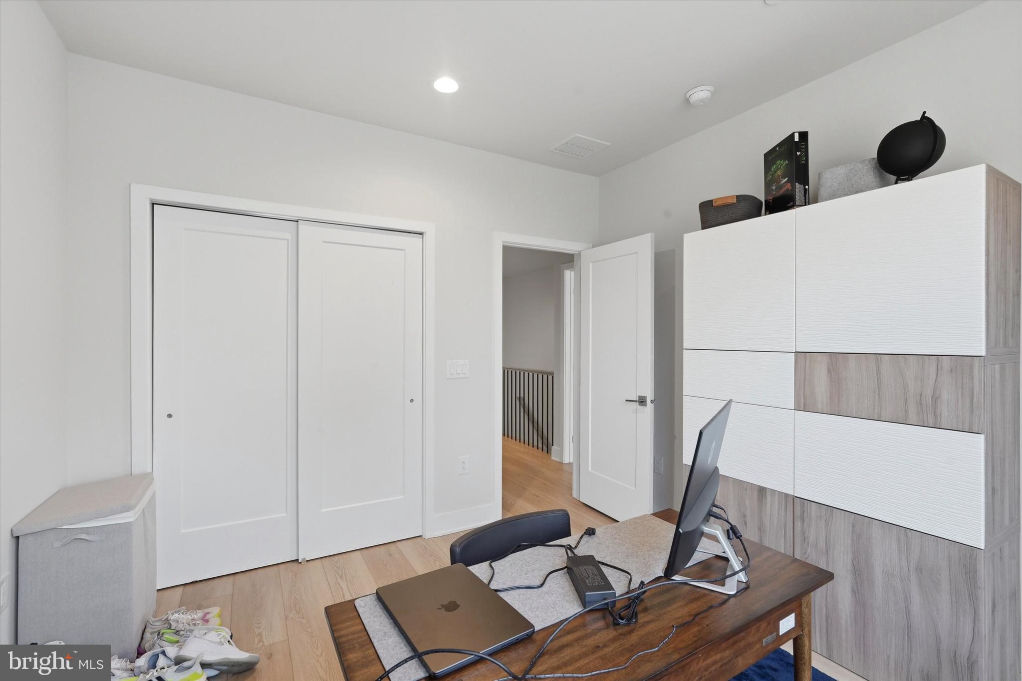 PHILADELPHIA - Residential