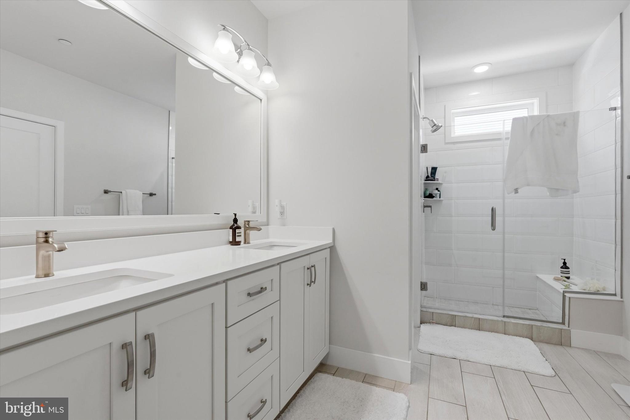PHILADELPHIA - Residential