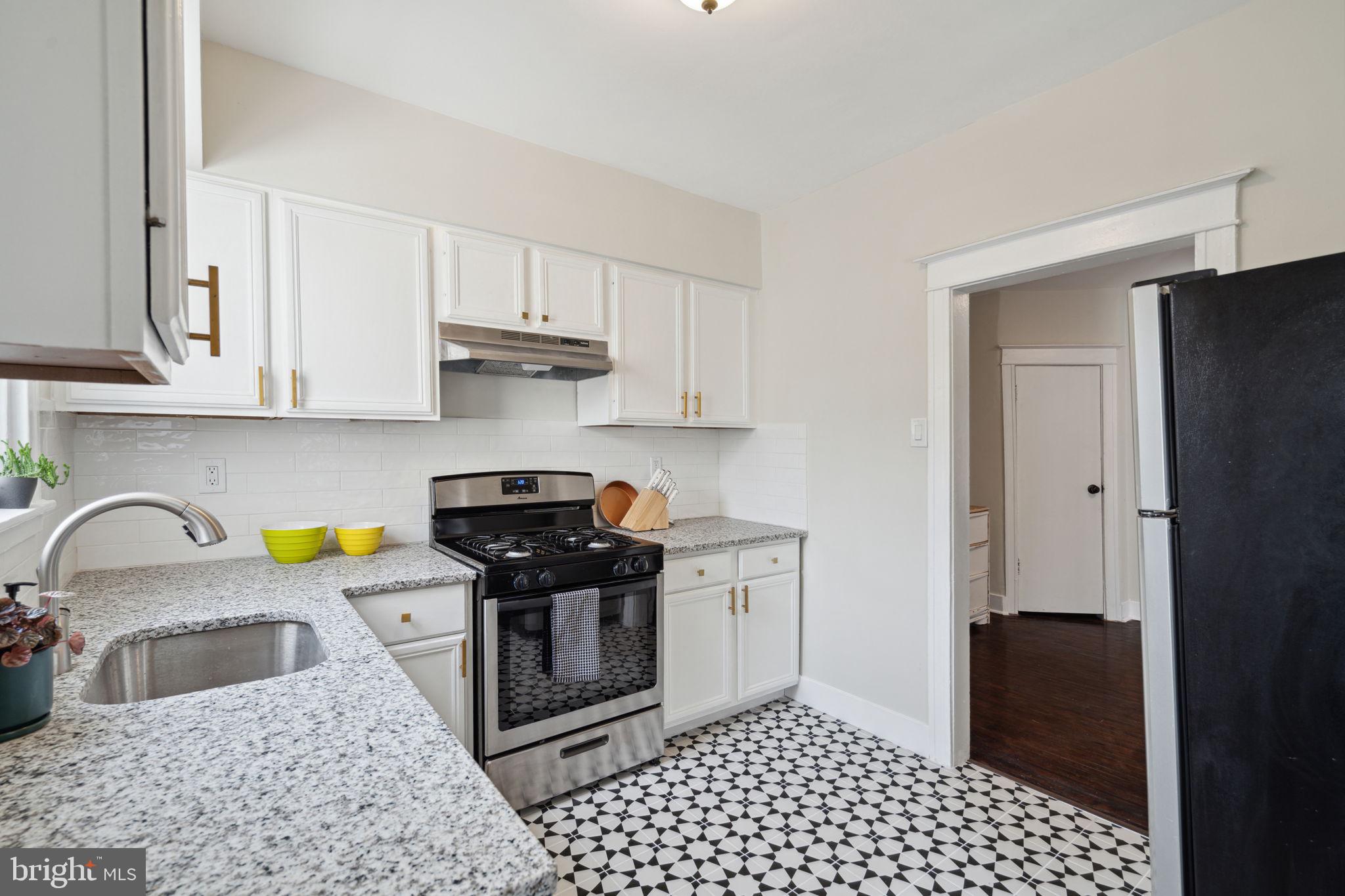 PHILADELPHIA (NORTHWEST) - Residential