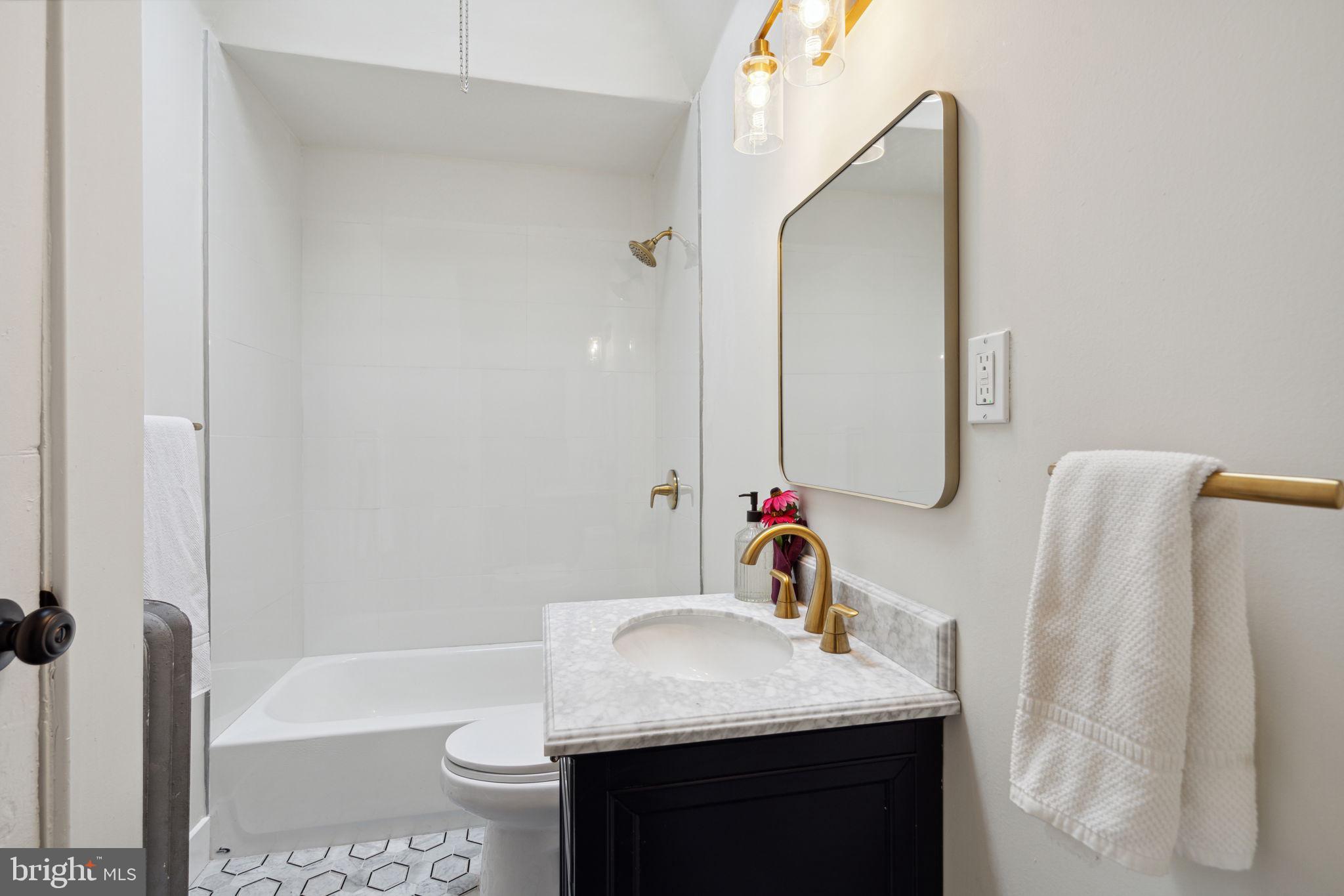 PHILADELPHIA (NORTHWEST) - Residential