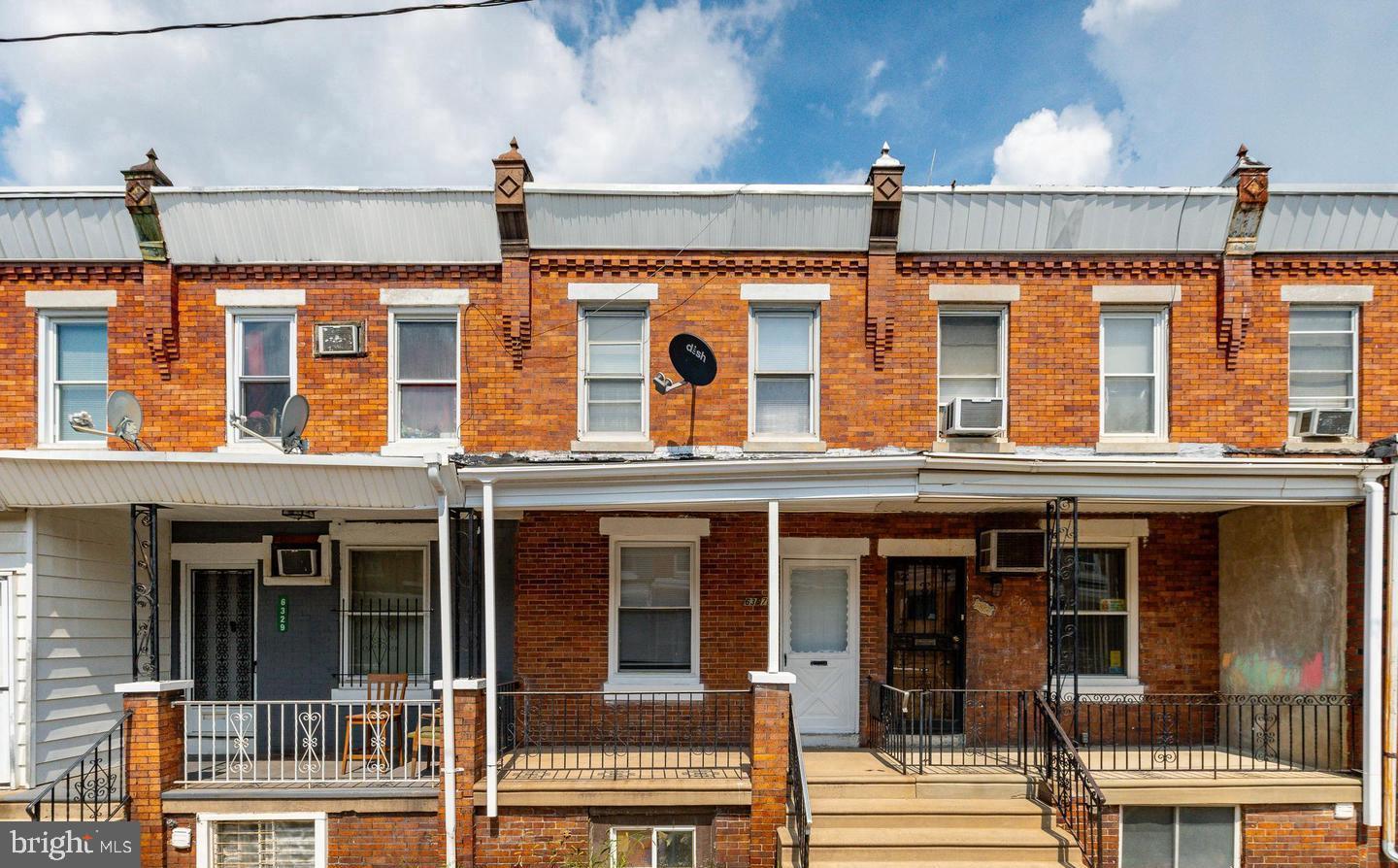ELMWOOD PARK - Residential