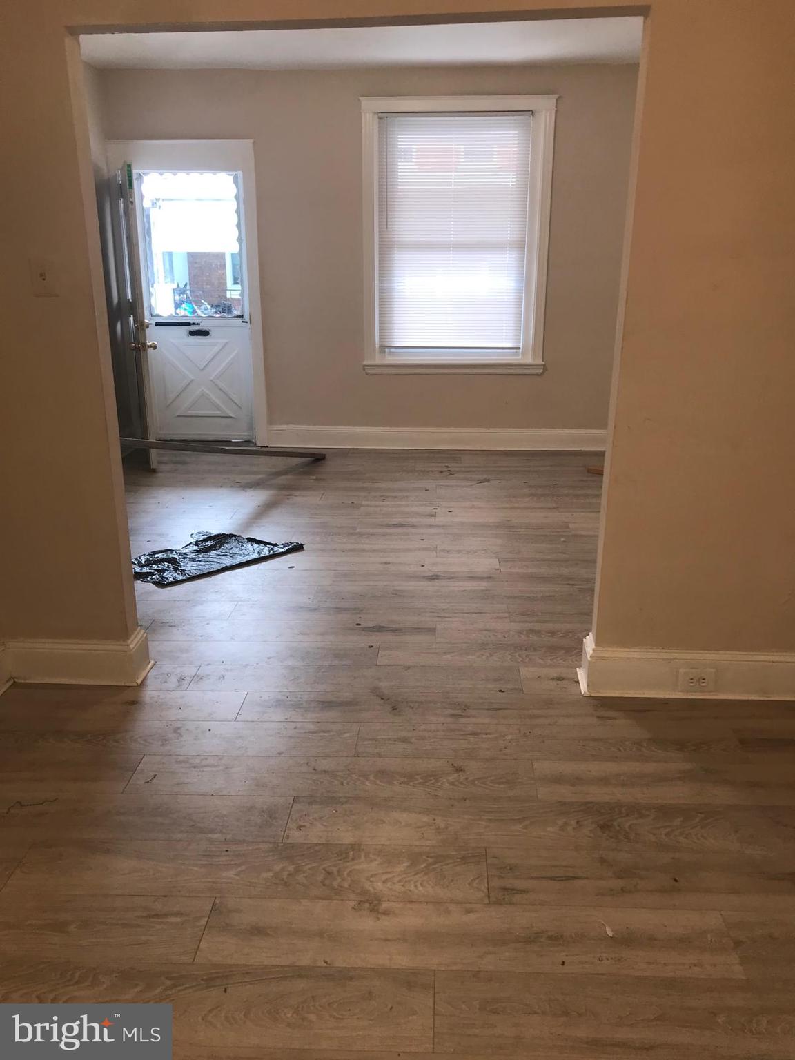 ELMWOOD PARK - Residential