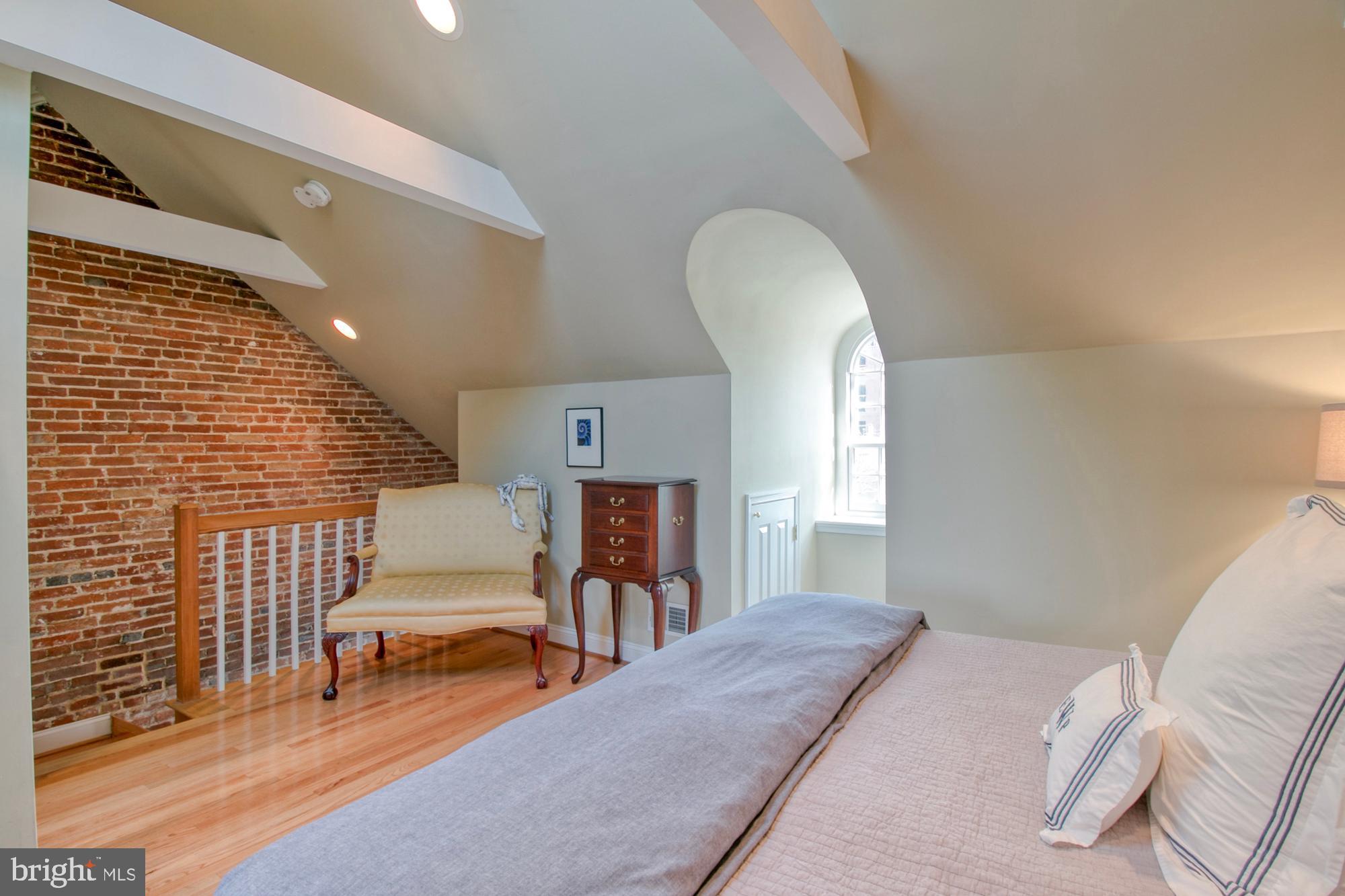 FELLS POINT HISTORIC DISTRICT - Residential