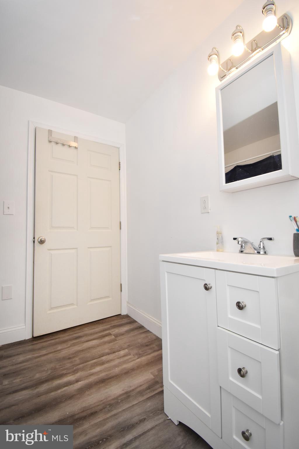 ART MUSEUM AREA - Commercial Sale