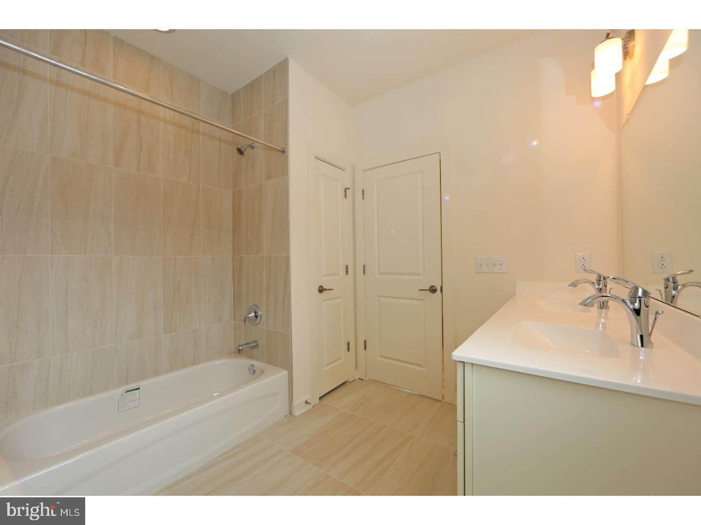 FISHTOWN - Residential Lease