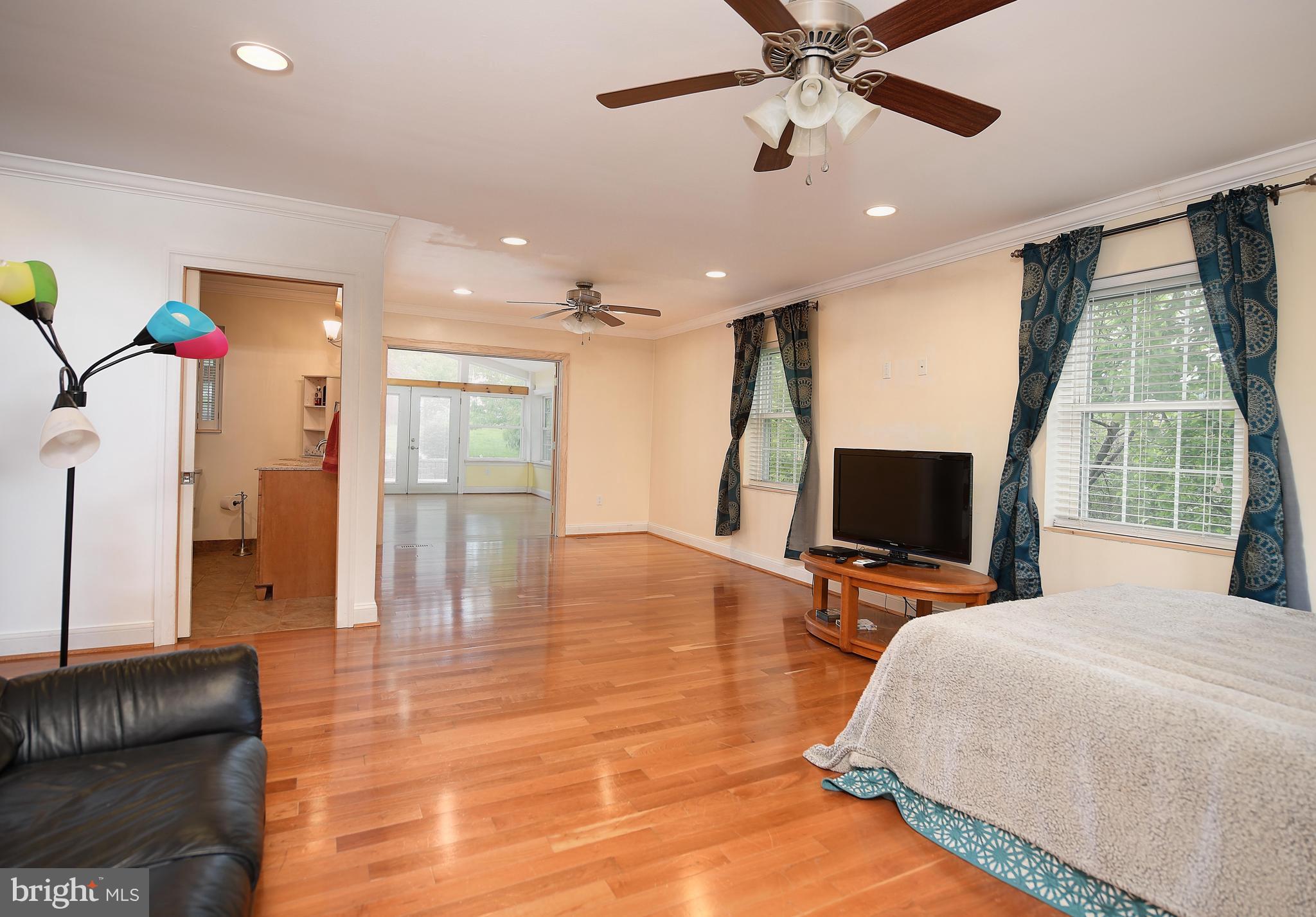 DARWIN HEIGHTS - Residential