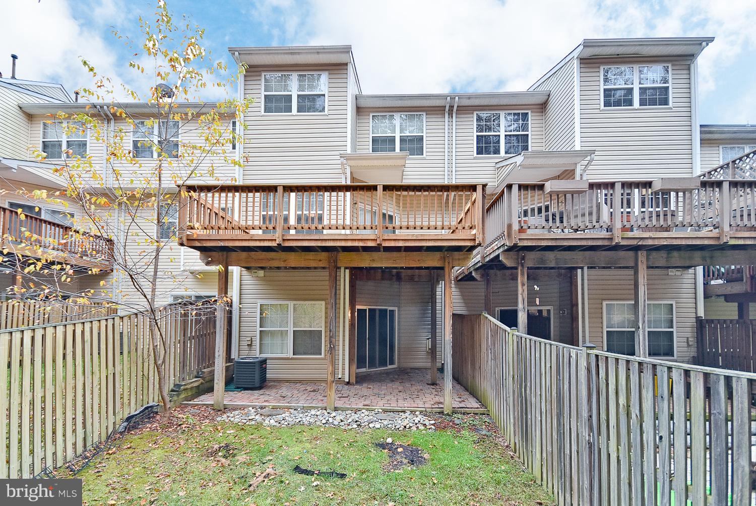 PINEY ORCHARD - Residential