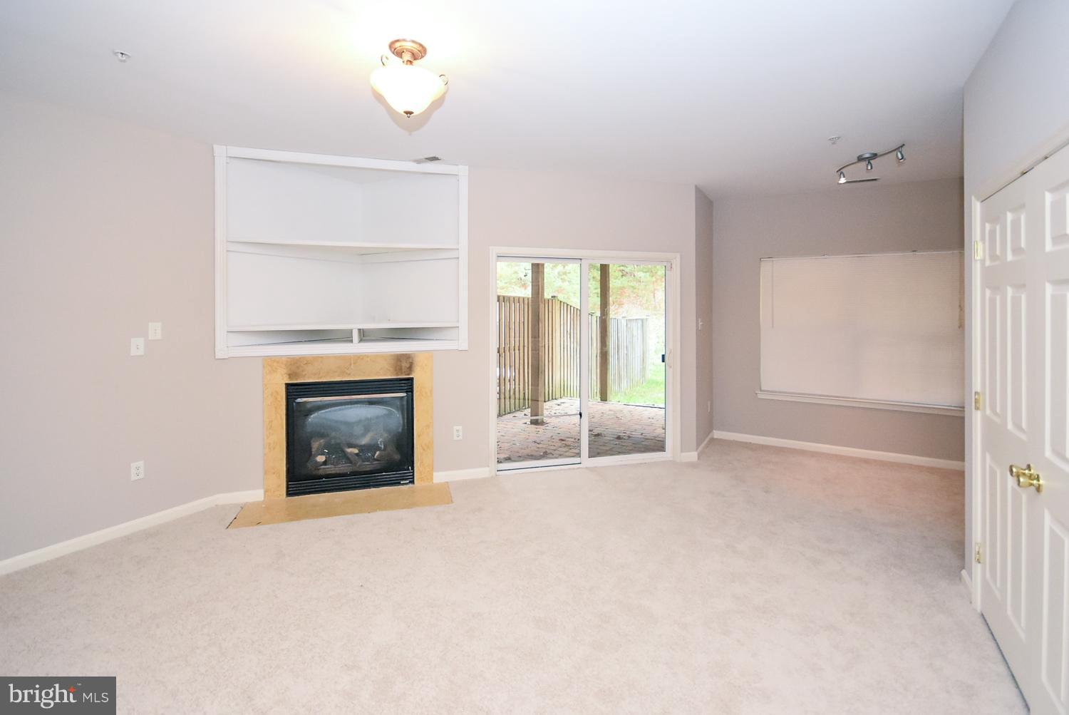 PINEY ORCHARD - Residential