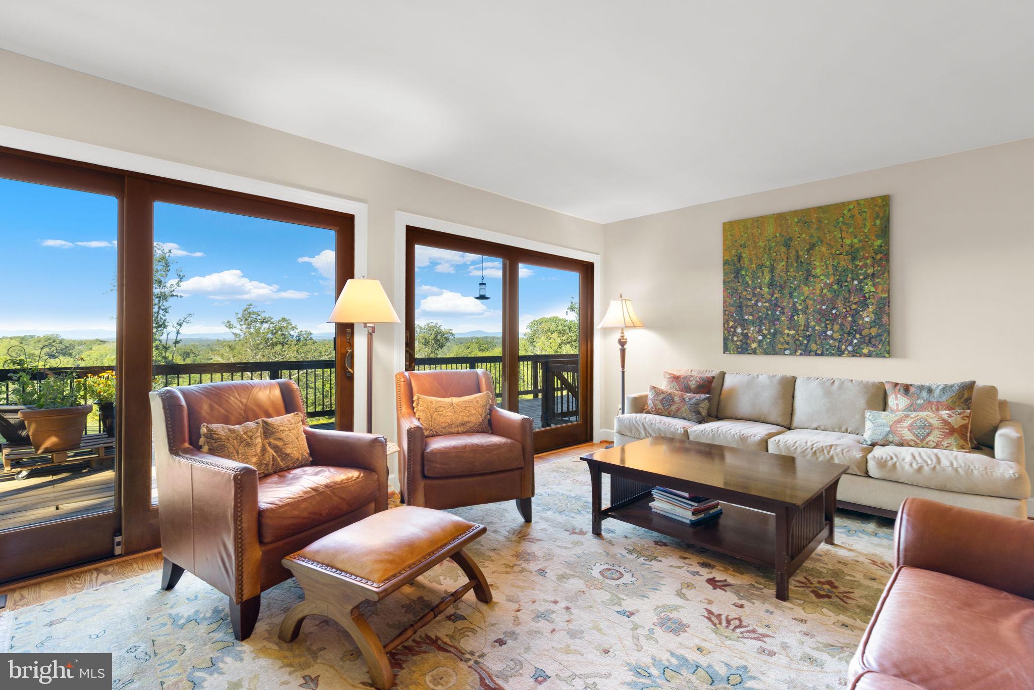 BELLEVUE FARMS - Residential