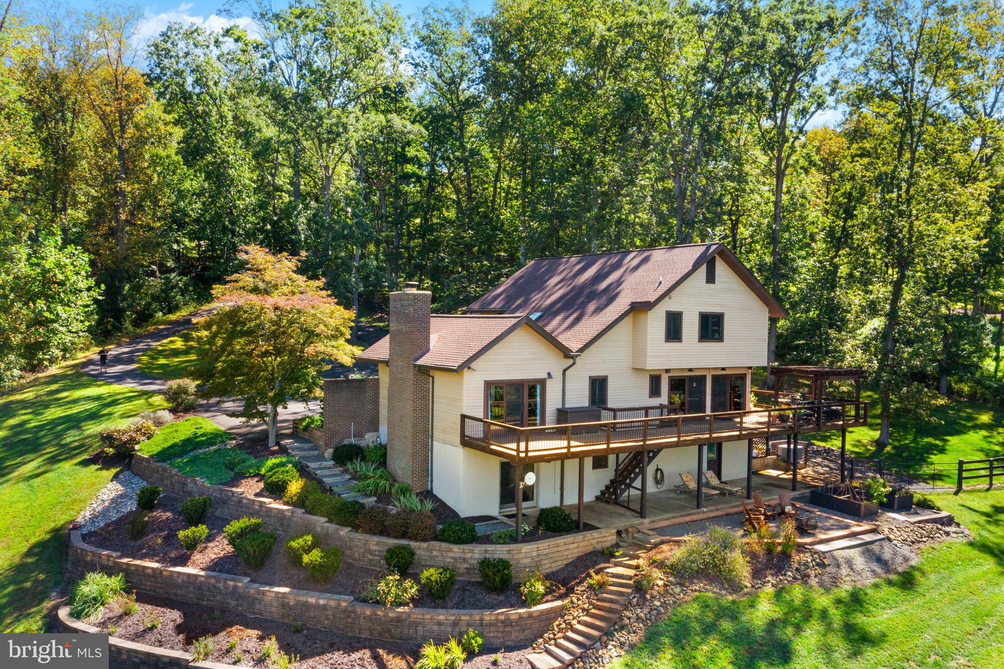 BELLEVUE FARMS - Residential