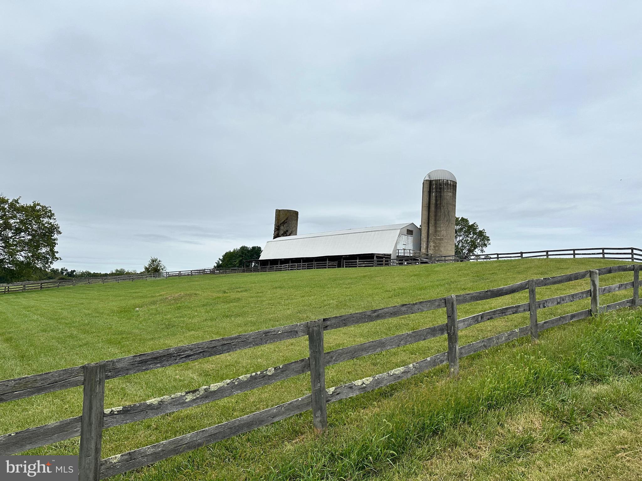 BELLEVUE FARMS - Residential