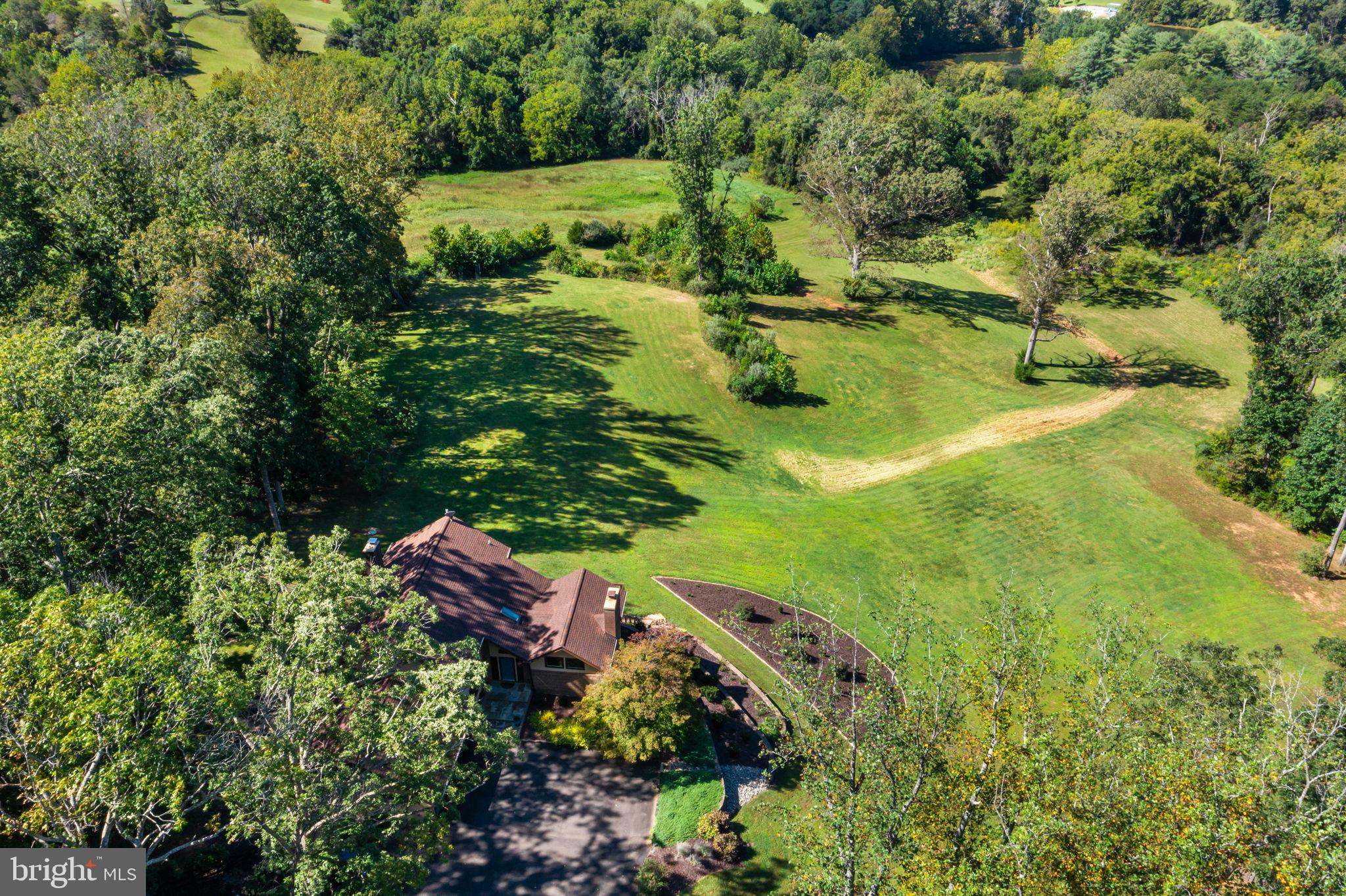 BELLEVUE FARMS - Residential