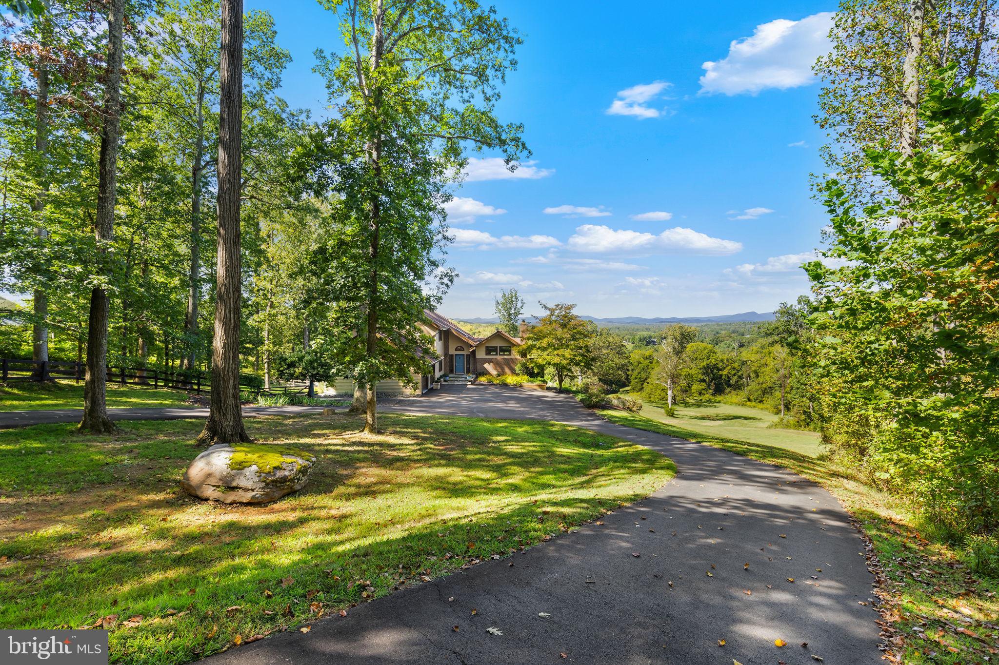 BELLEVUE FARMS - Residential