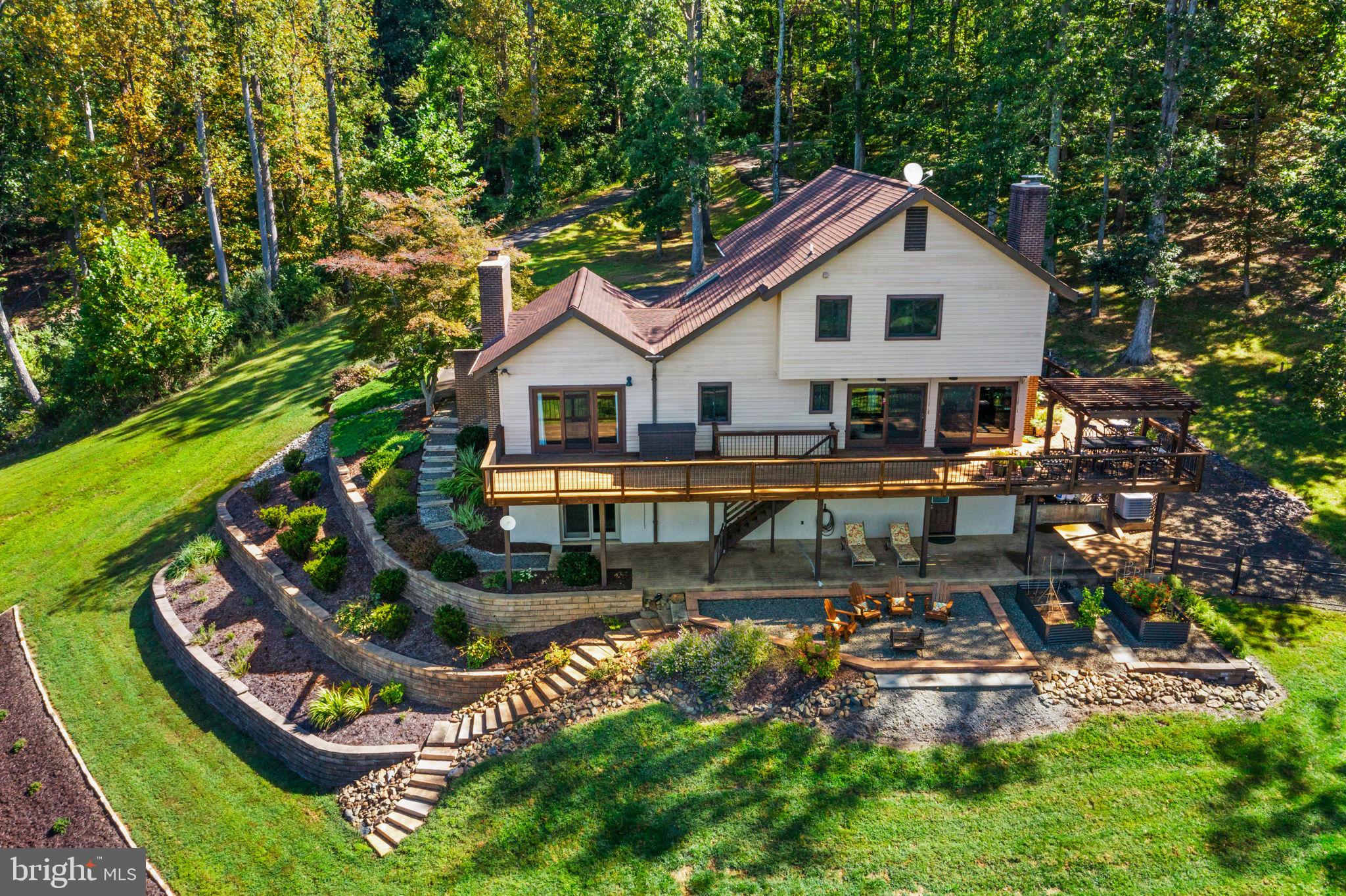 BELLEVUE FARMS - Residential