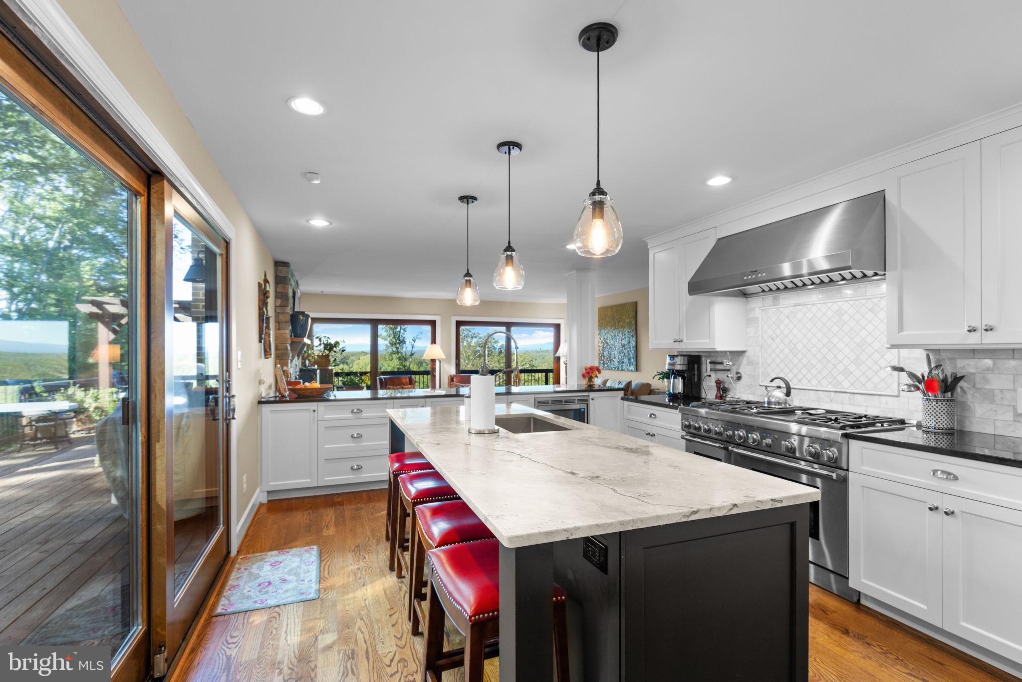 BELLEVUE FARMS - Residential