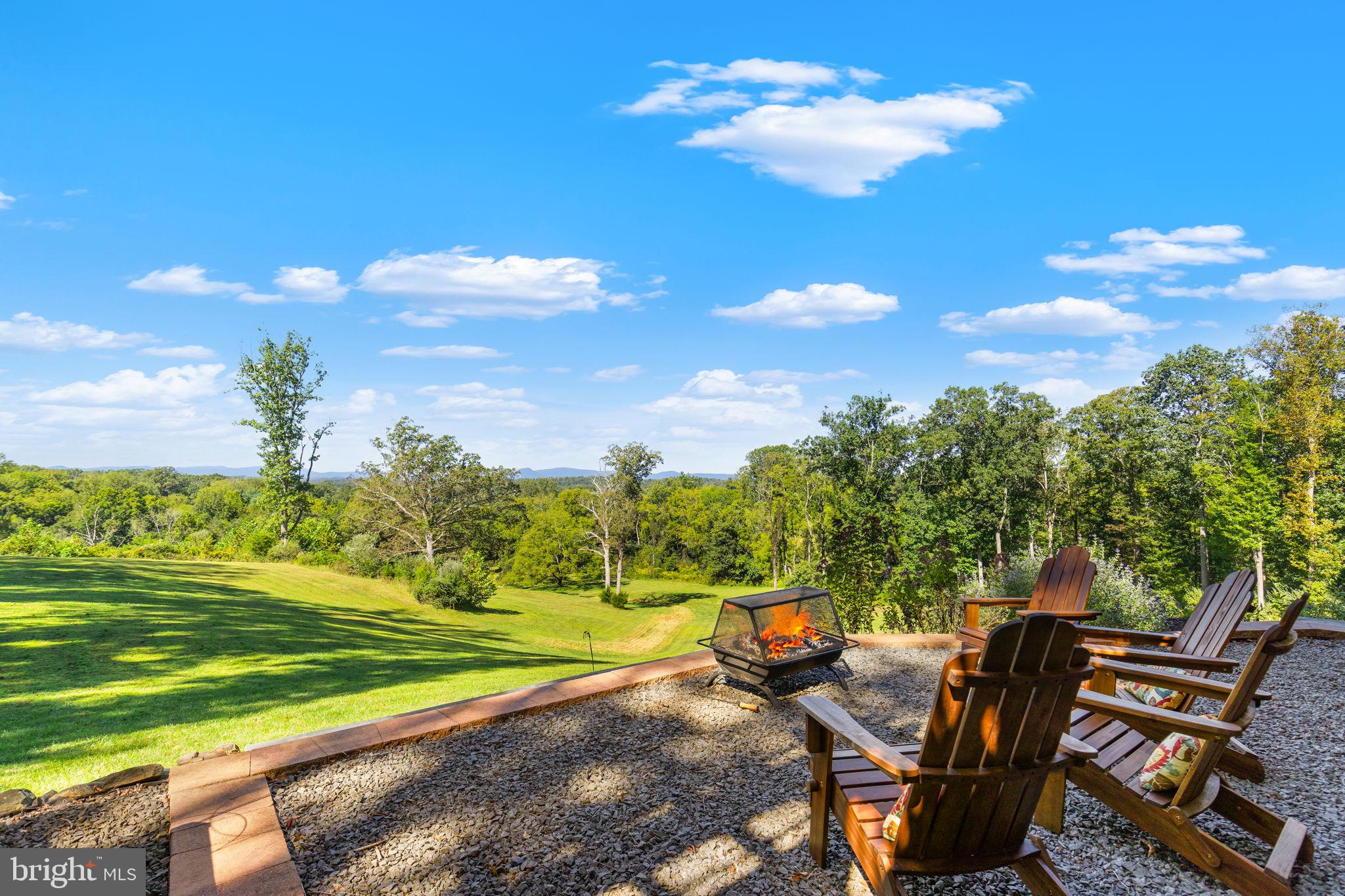 BELLEVUE FARMS - Residential