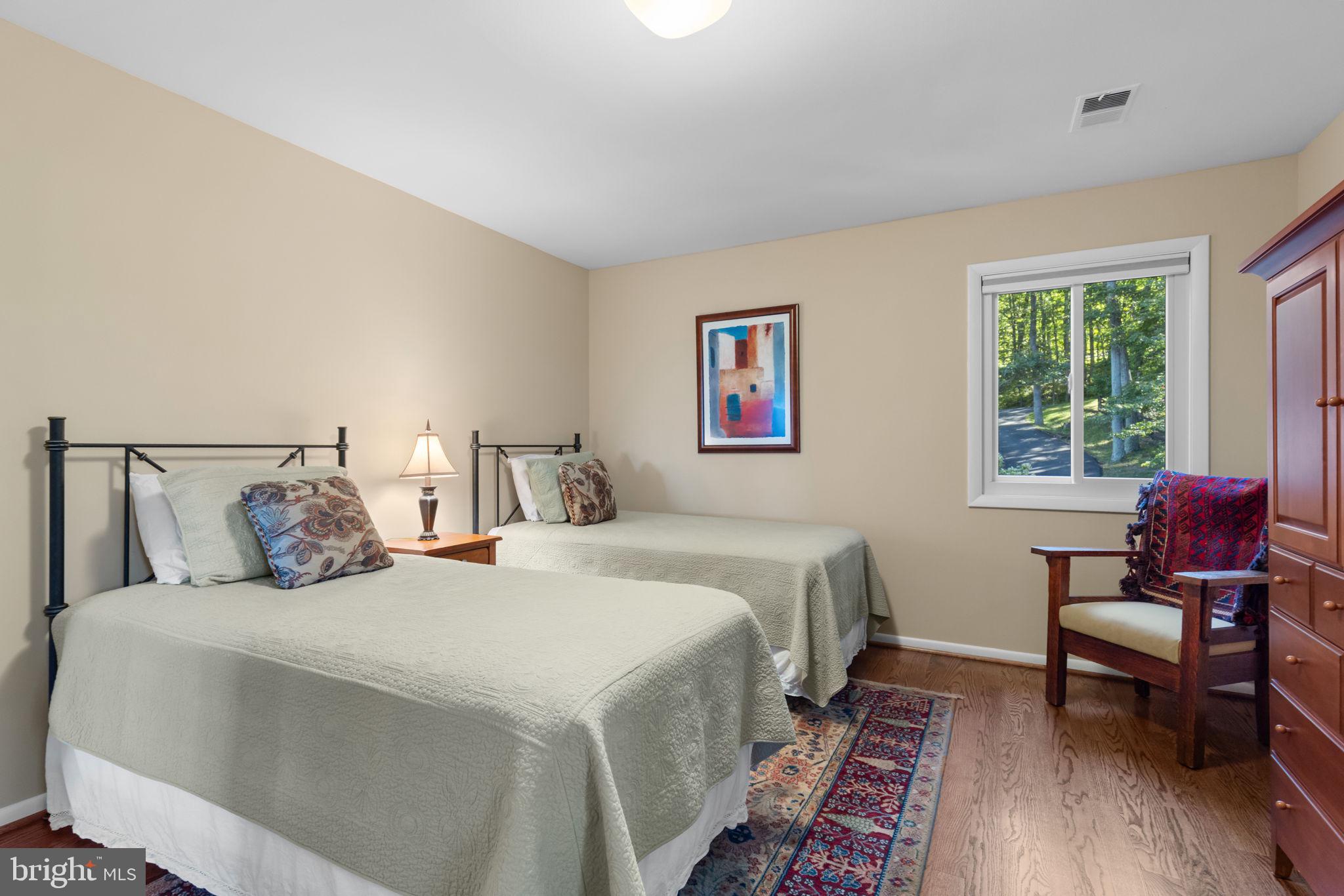 BELLEVUE FARMS - Residential