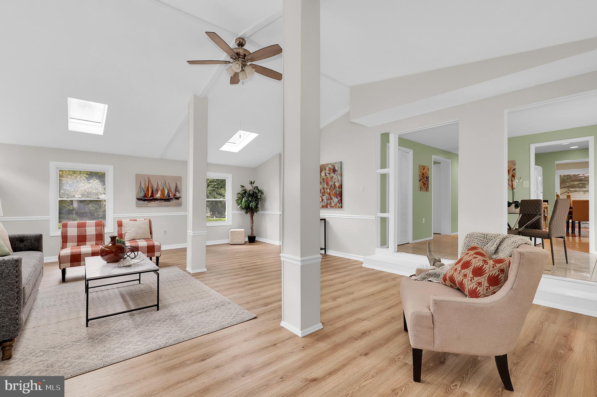 QUINCE ORCHARD KNOLLS - Residential