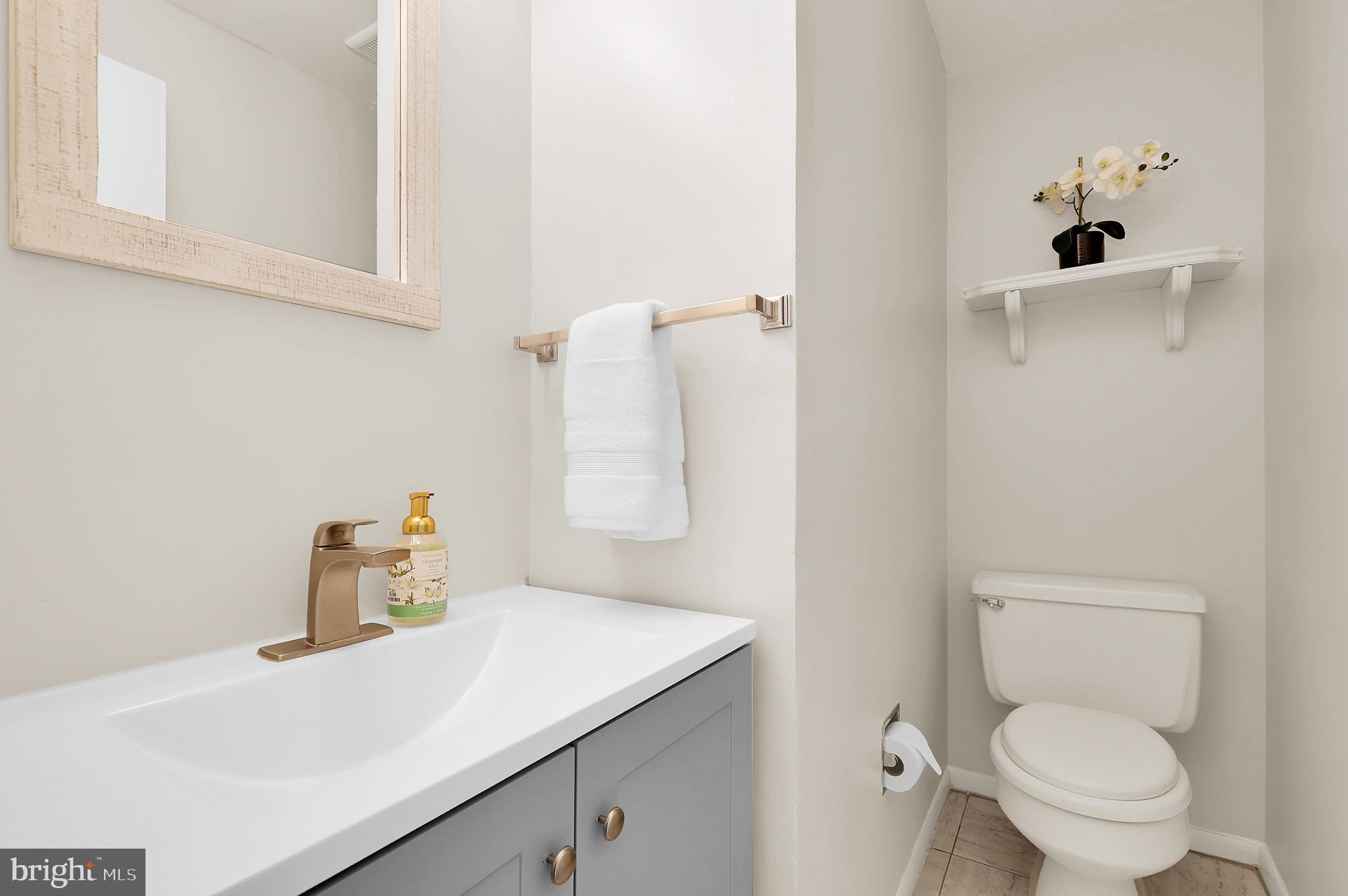 QUINCE ORCHARD KNOLLS - Residential