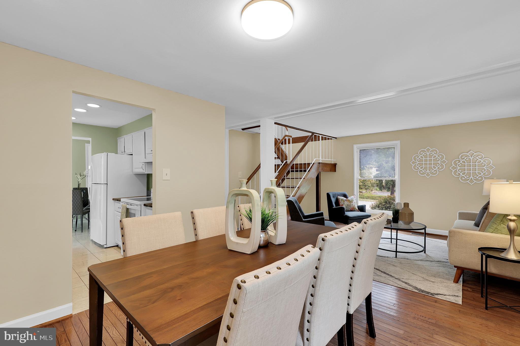 QUINCE ORCHARD KNOLLS - Residential