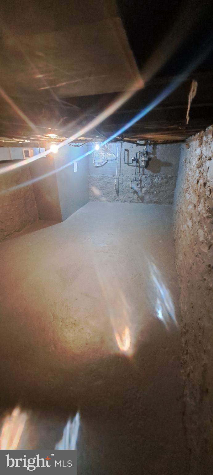 WEST BALTIMORE - Residential