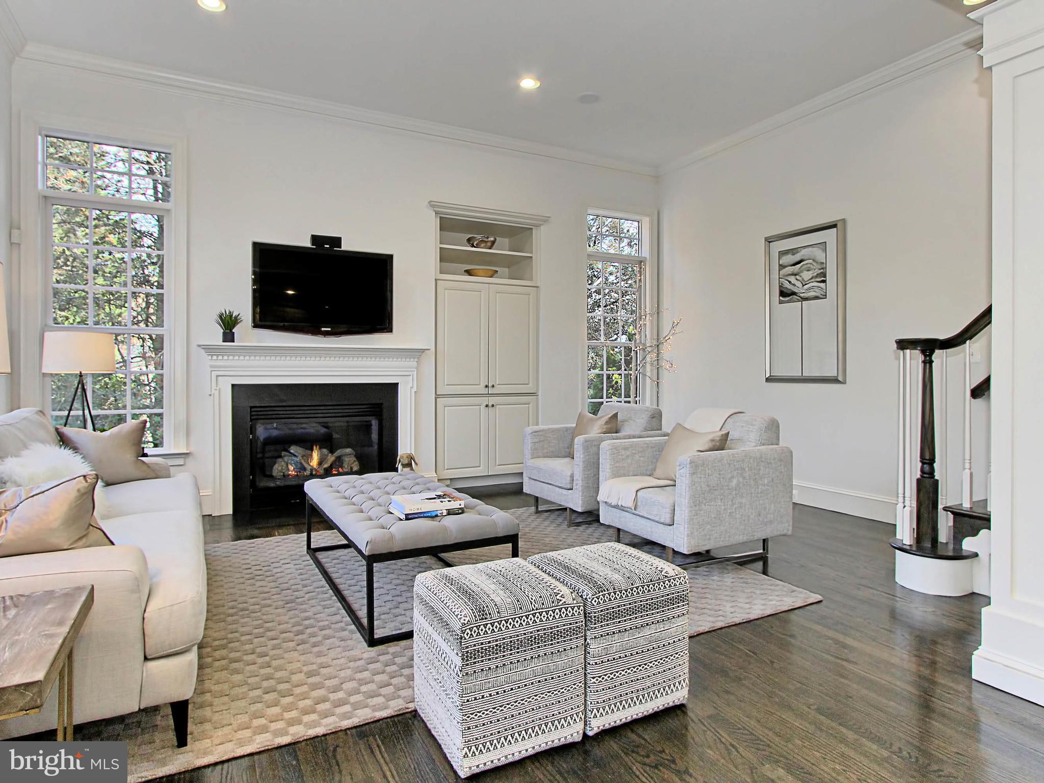 CHESTERBROOK WOODS - Residential