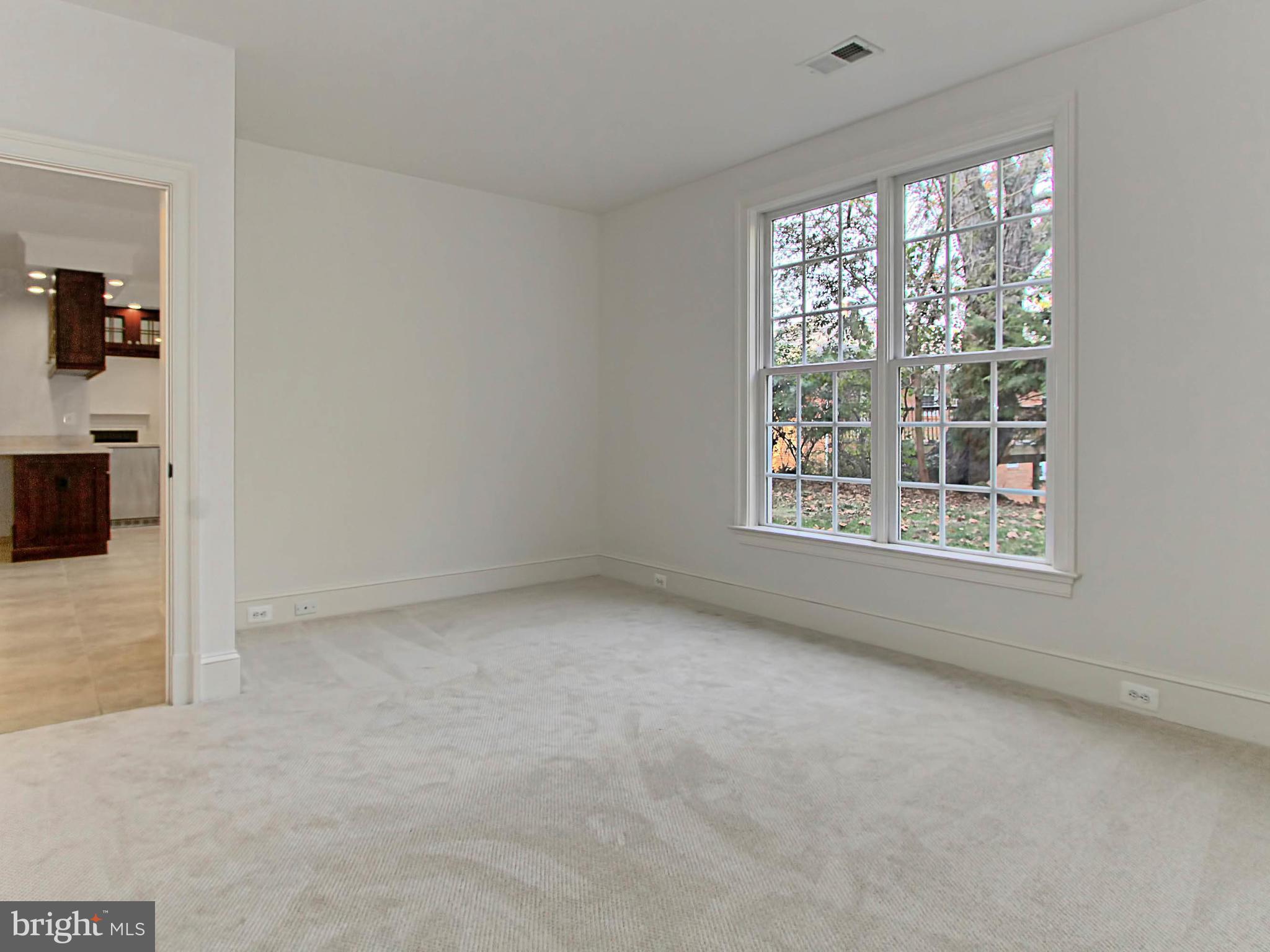 CHESTERBROOK WOODS - Residential