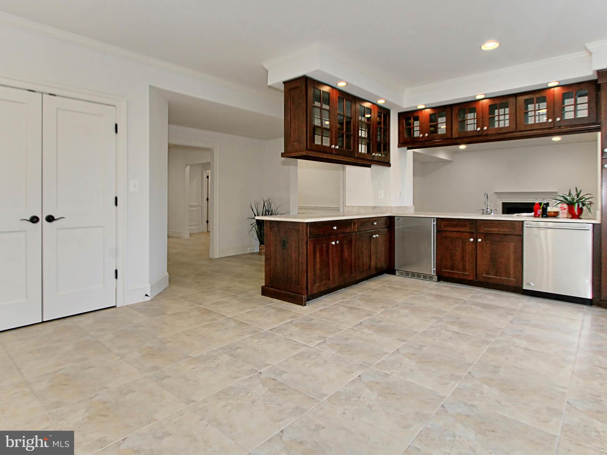 CHESTERBROOK WOODS - Residential