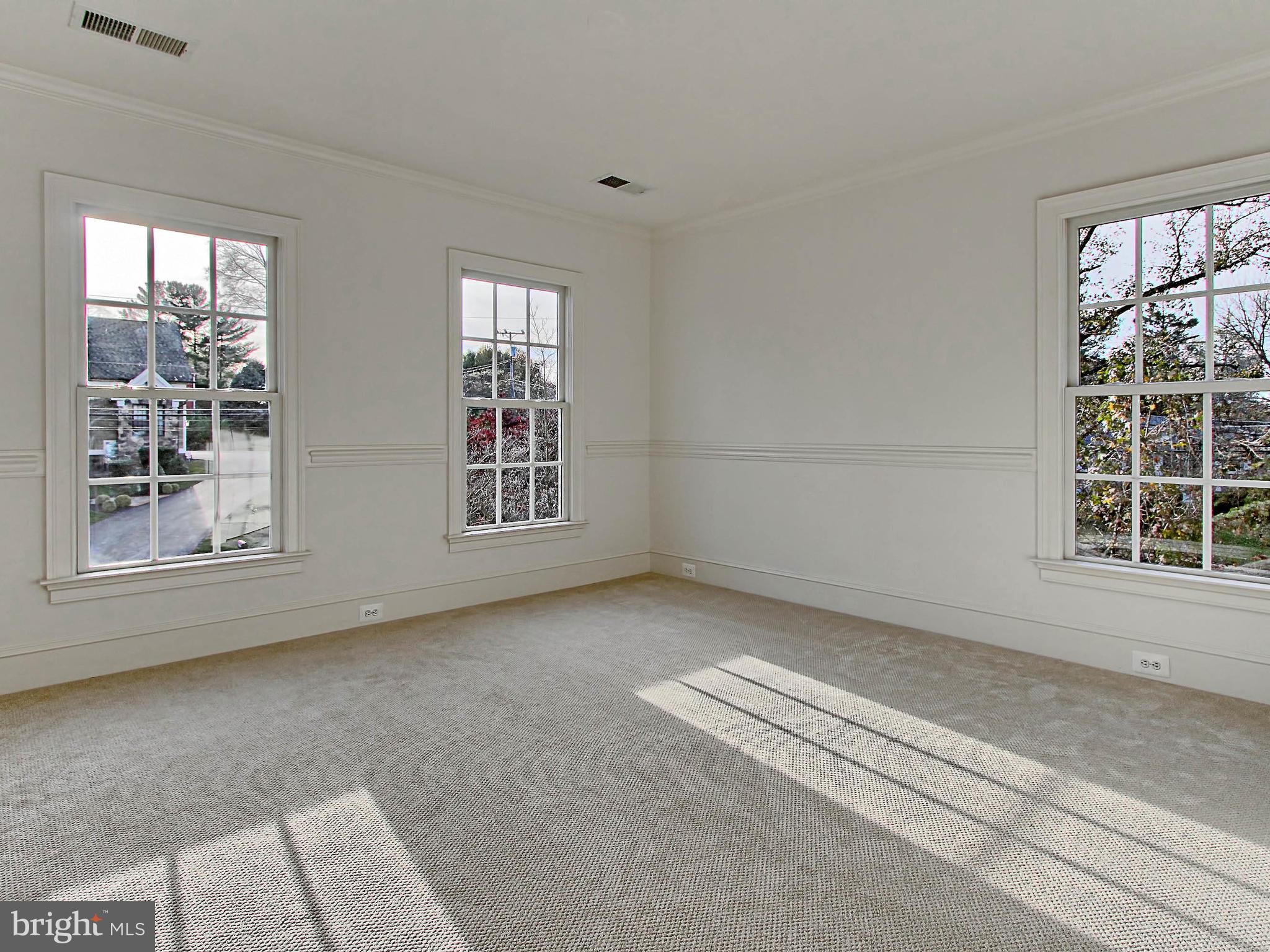 CHESTERBROOK WOODS - Residential