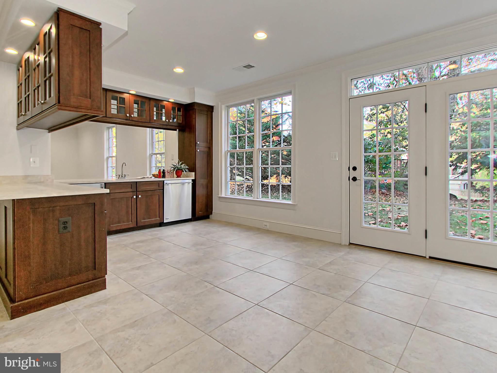 CHESTERBROOK WOODS - Residential