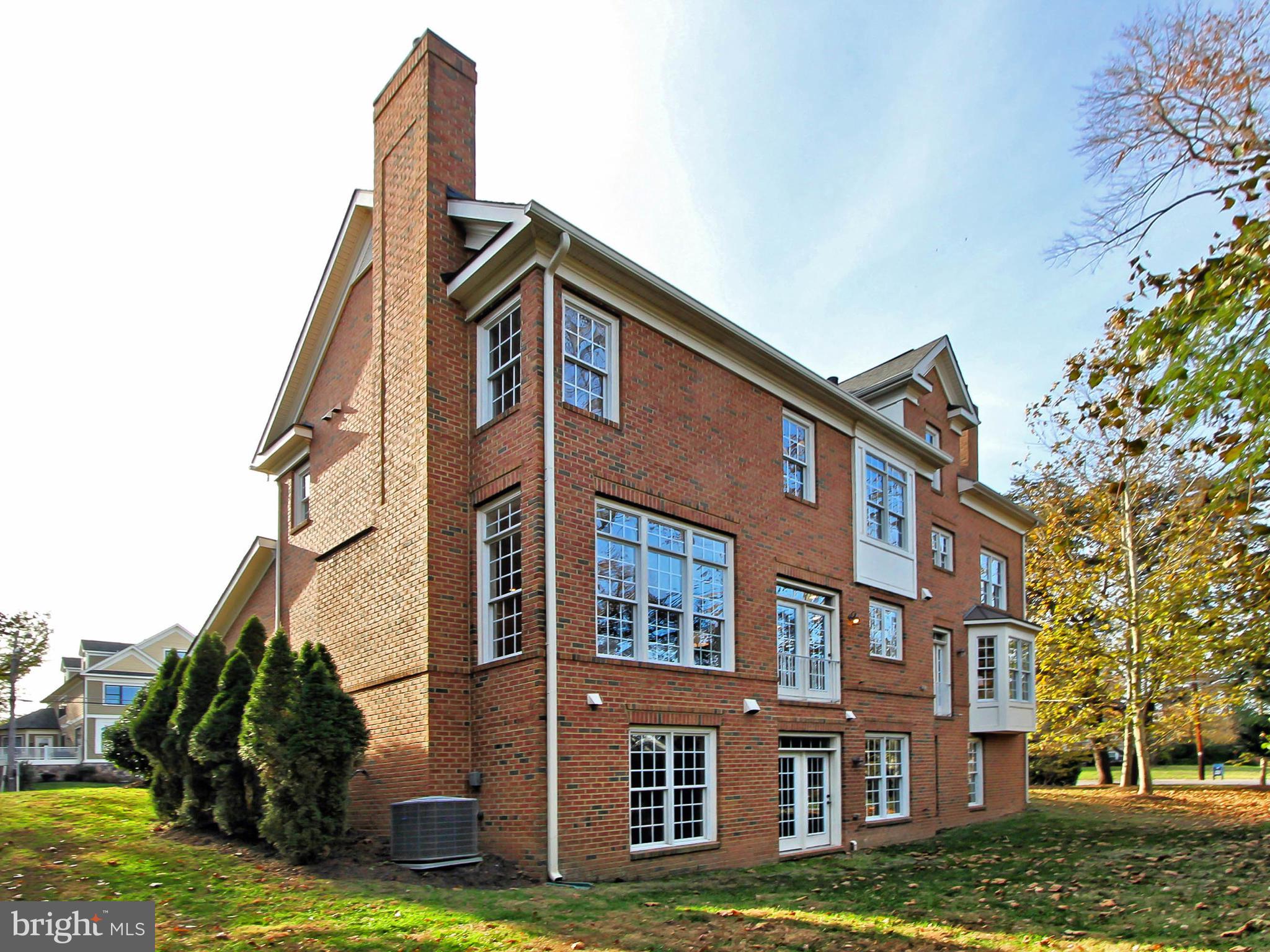 CHESTERBROOK WOODS - Residential