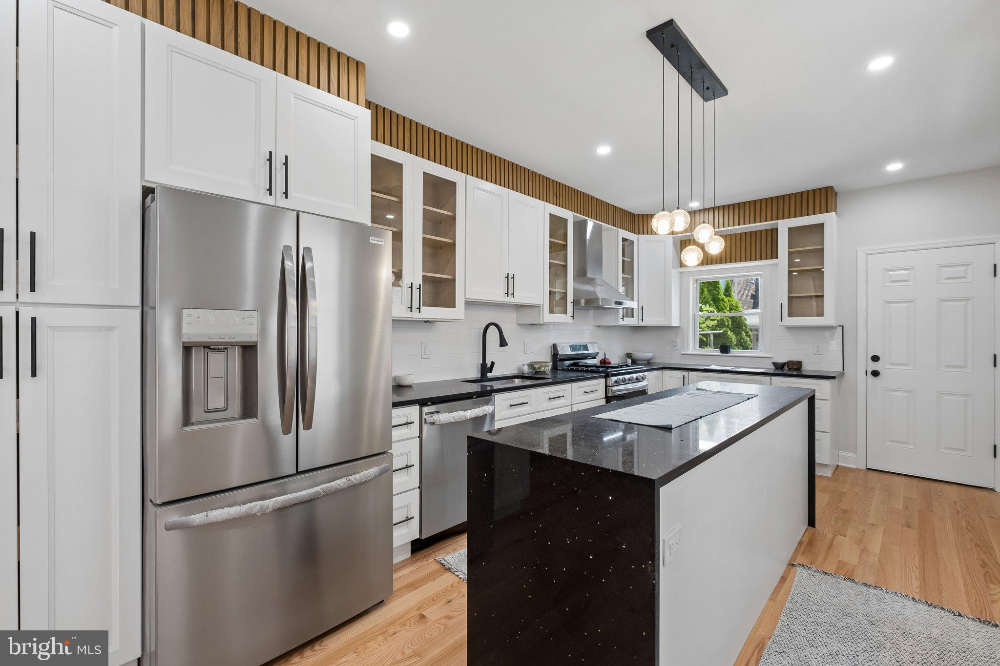 3109 CEDAR STREET