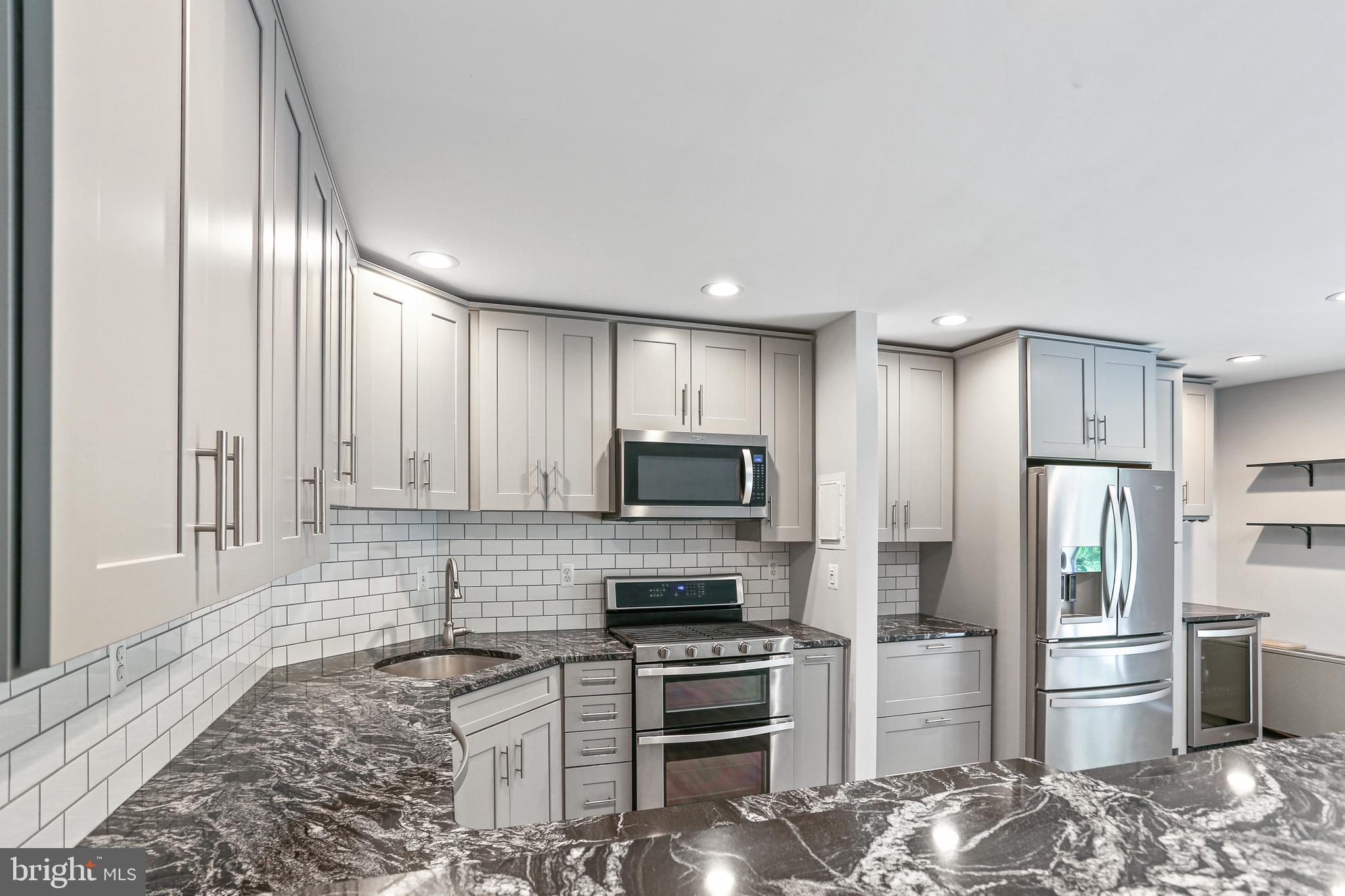 HAMLET HOUSE - Residential