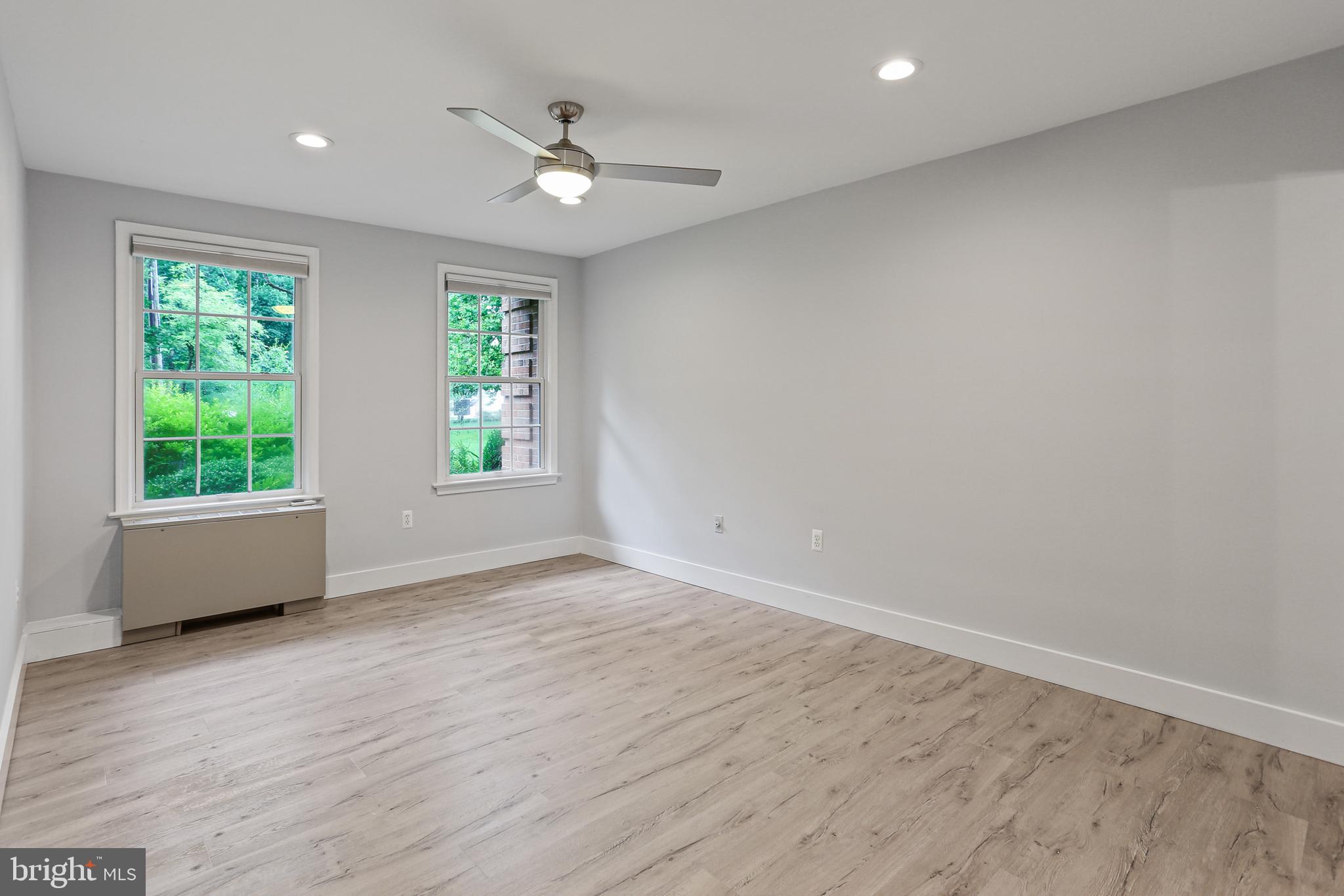 HAMLET HOUSE - Residential